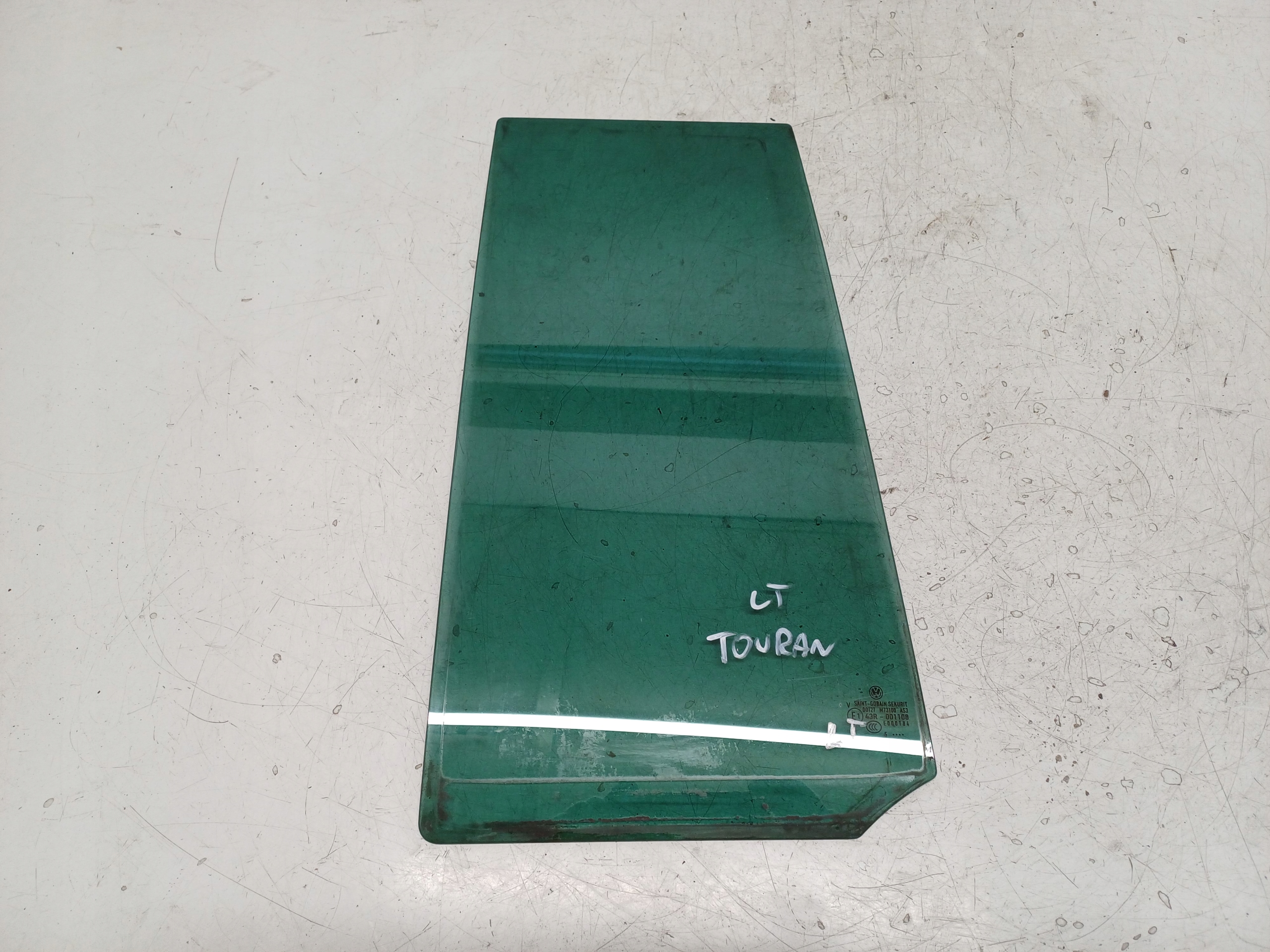 VW TOURAN 1T 03-15 SZYBA LEWA TYŁ MAŁA ...5 AS3