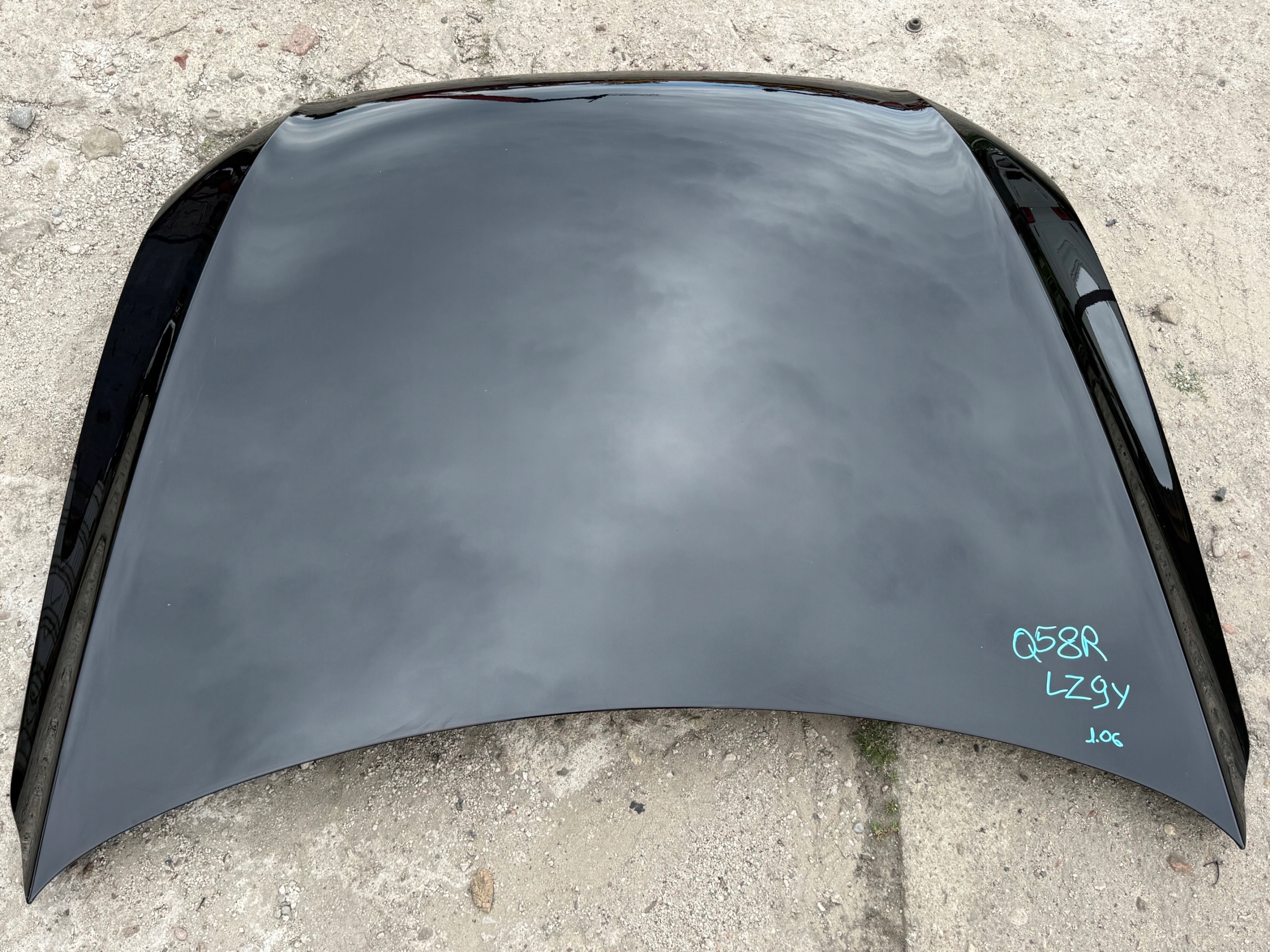 AUDI Q5 8R bonnet LZ9Y before LIFT engine housing cover