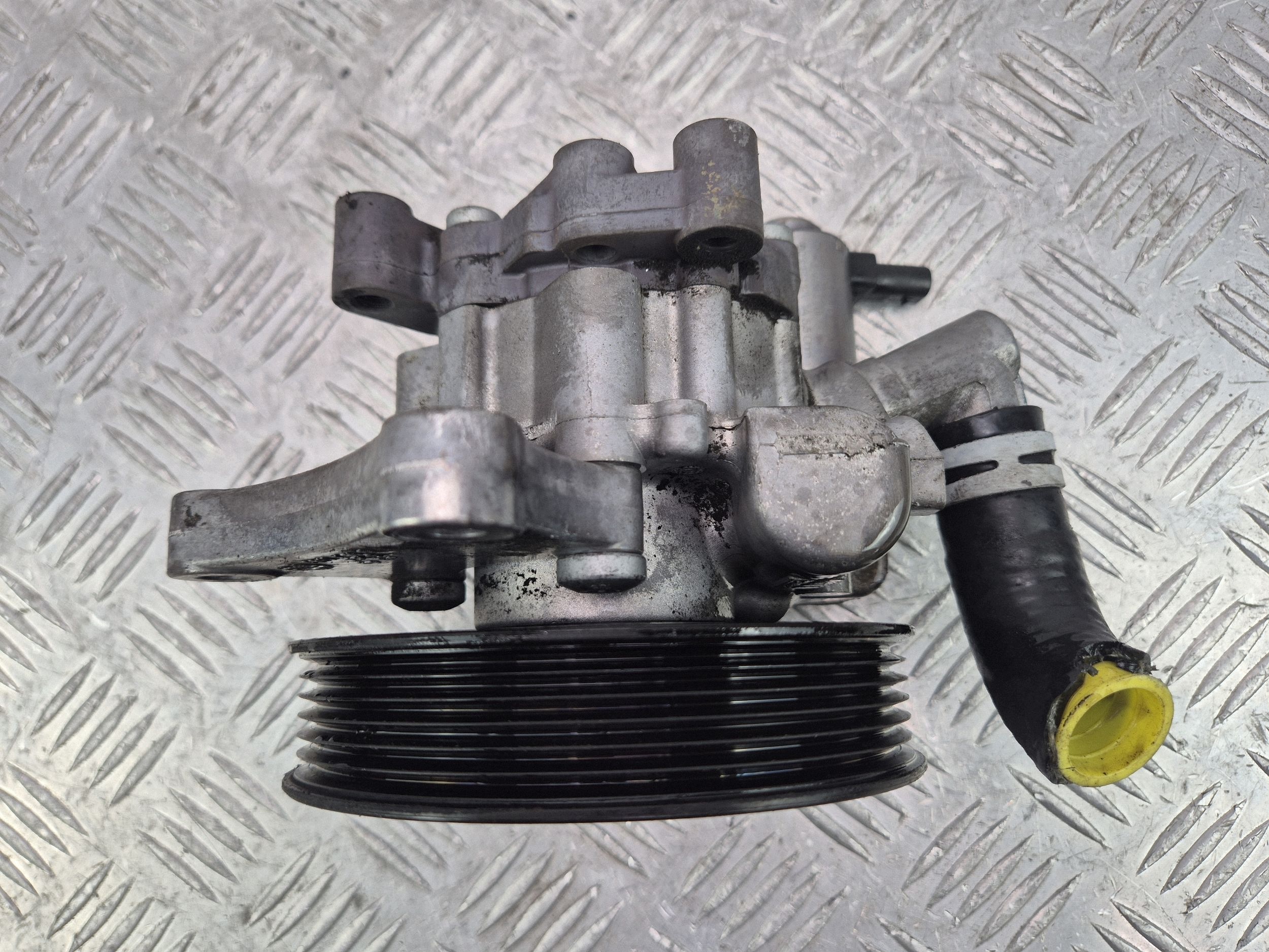 Mercedes E200 CGI W212 servo pump 7693955149