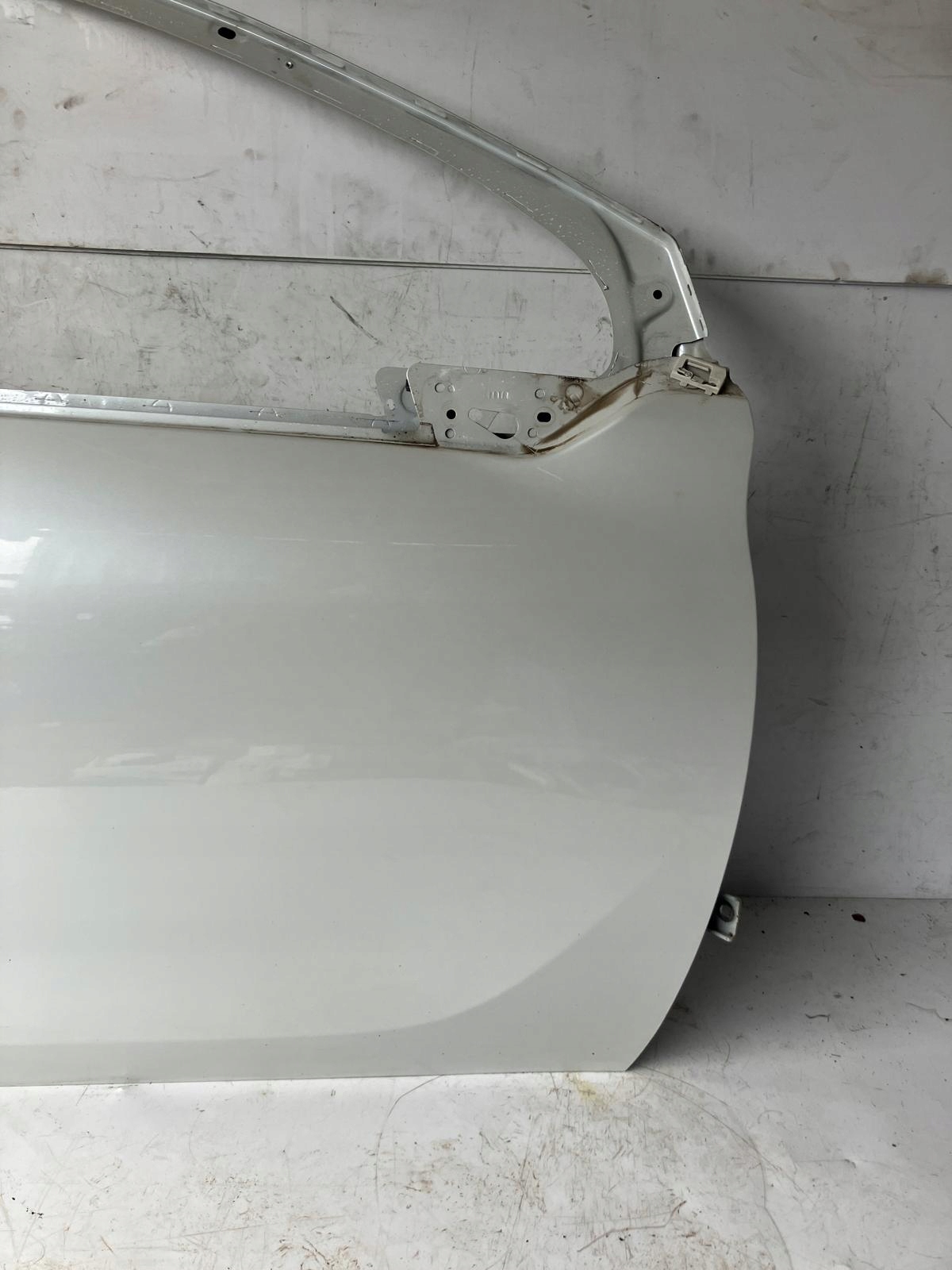 door right front PEUGEOT 208 and EFCD BIALA PERLA