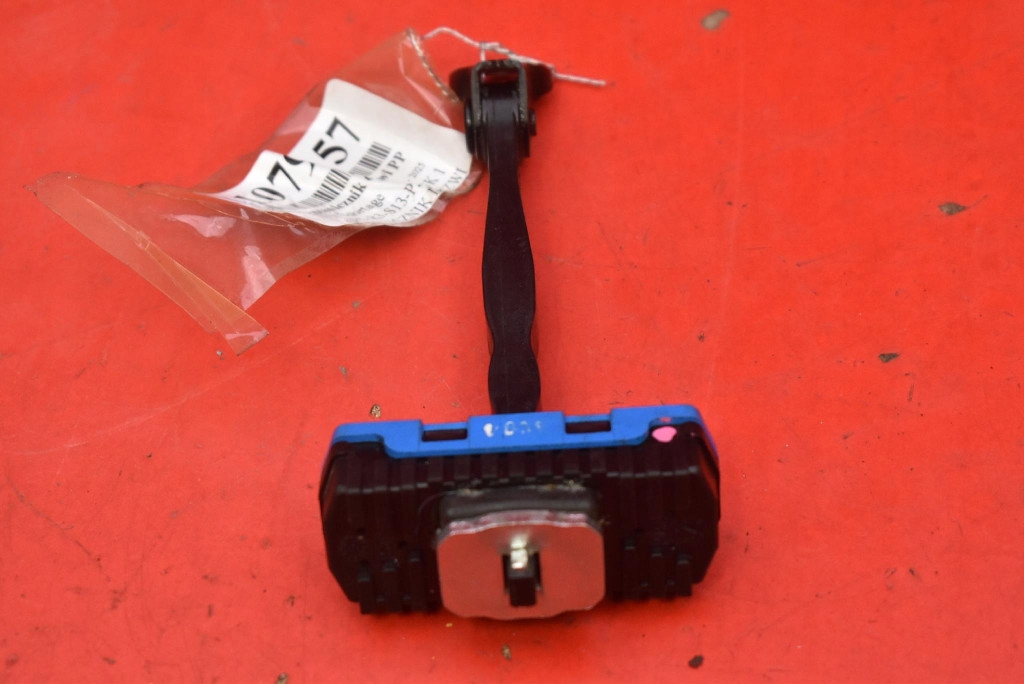 limiter door right front KIA SPORTAGE 5 V 21-25