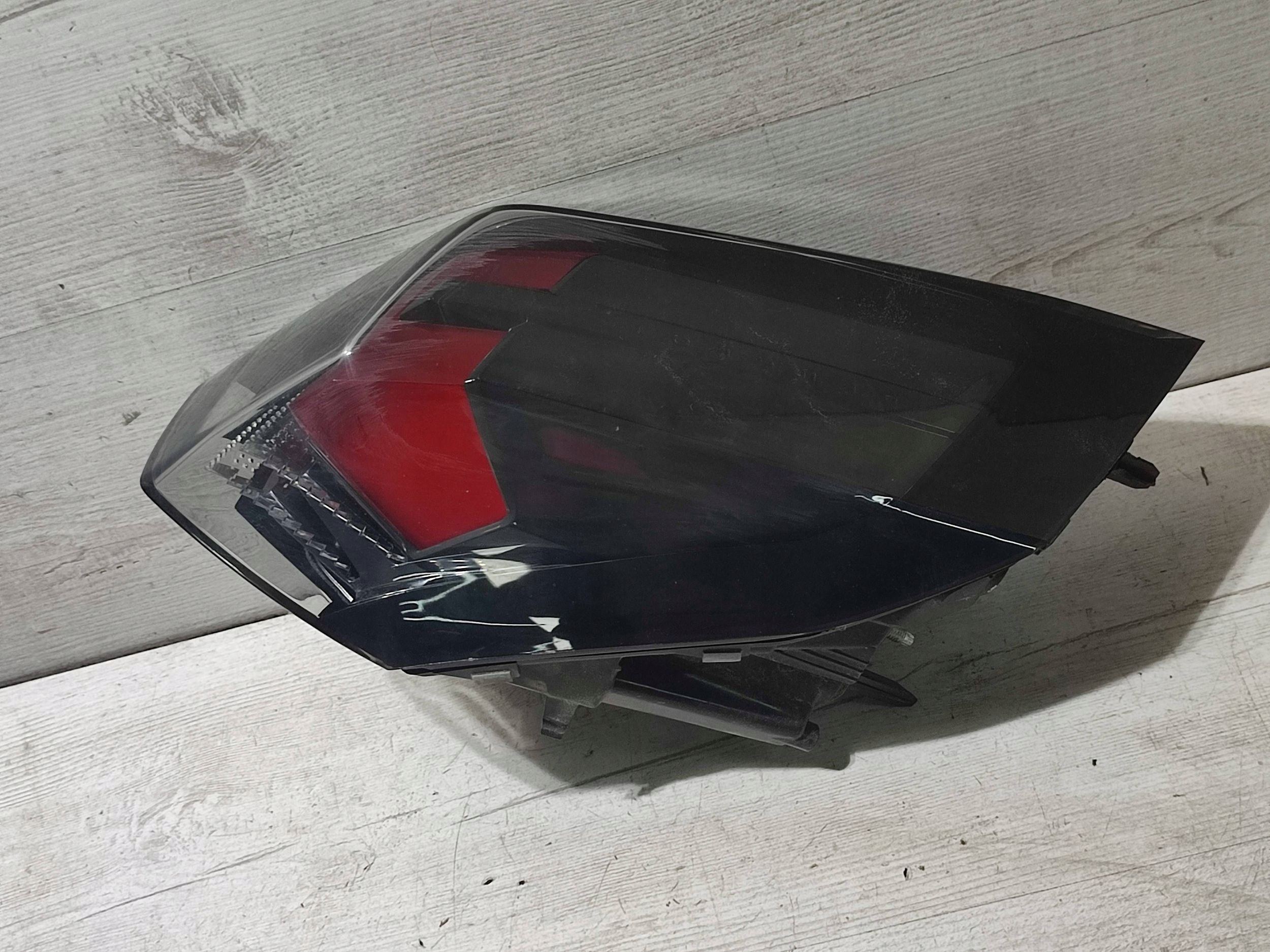 Peugeot 2008 II 2020 rear part side left light rear