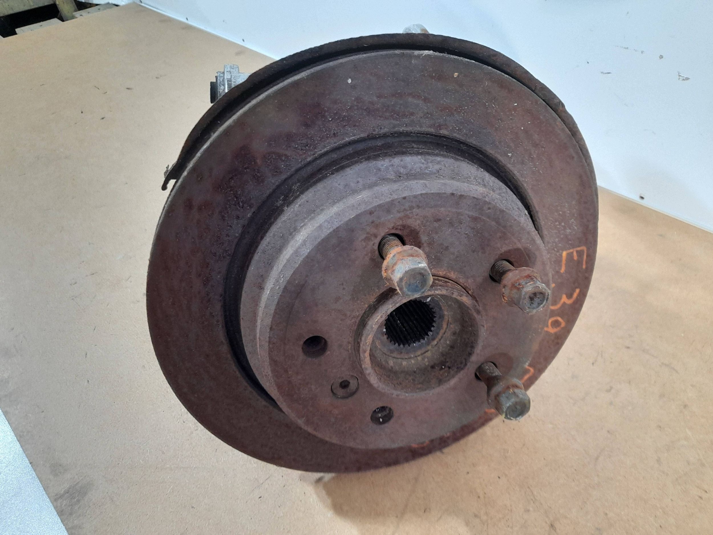 BMW 5 E39 3,0D swing rear right (Z667)