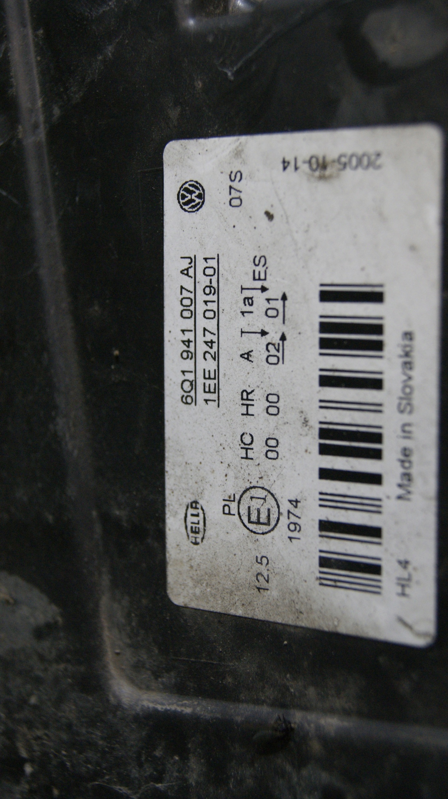 light left front LIFT VOLKSWAGEN POLO 4 6Q1941007AJ