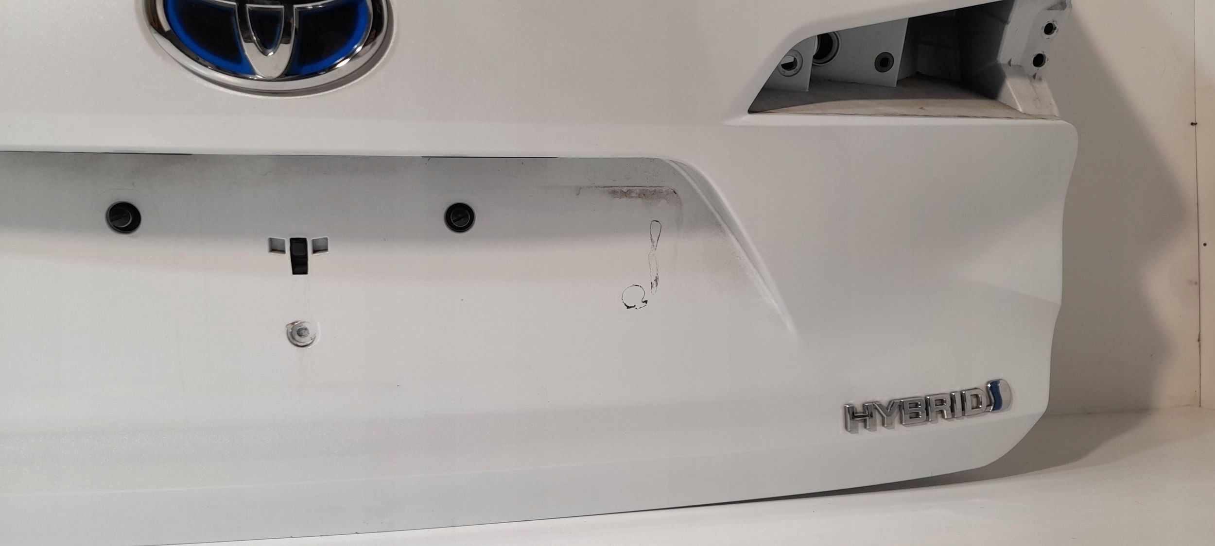 Toyota Corolla E21Kombi 2023 rear trunk door boot 089 (H190)