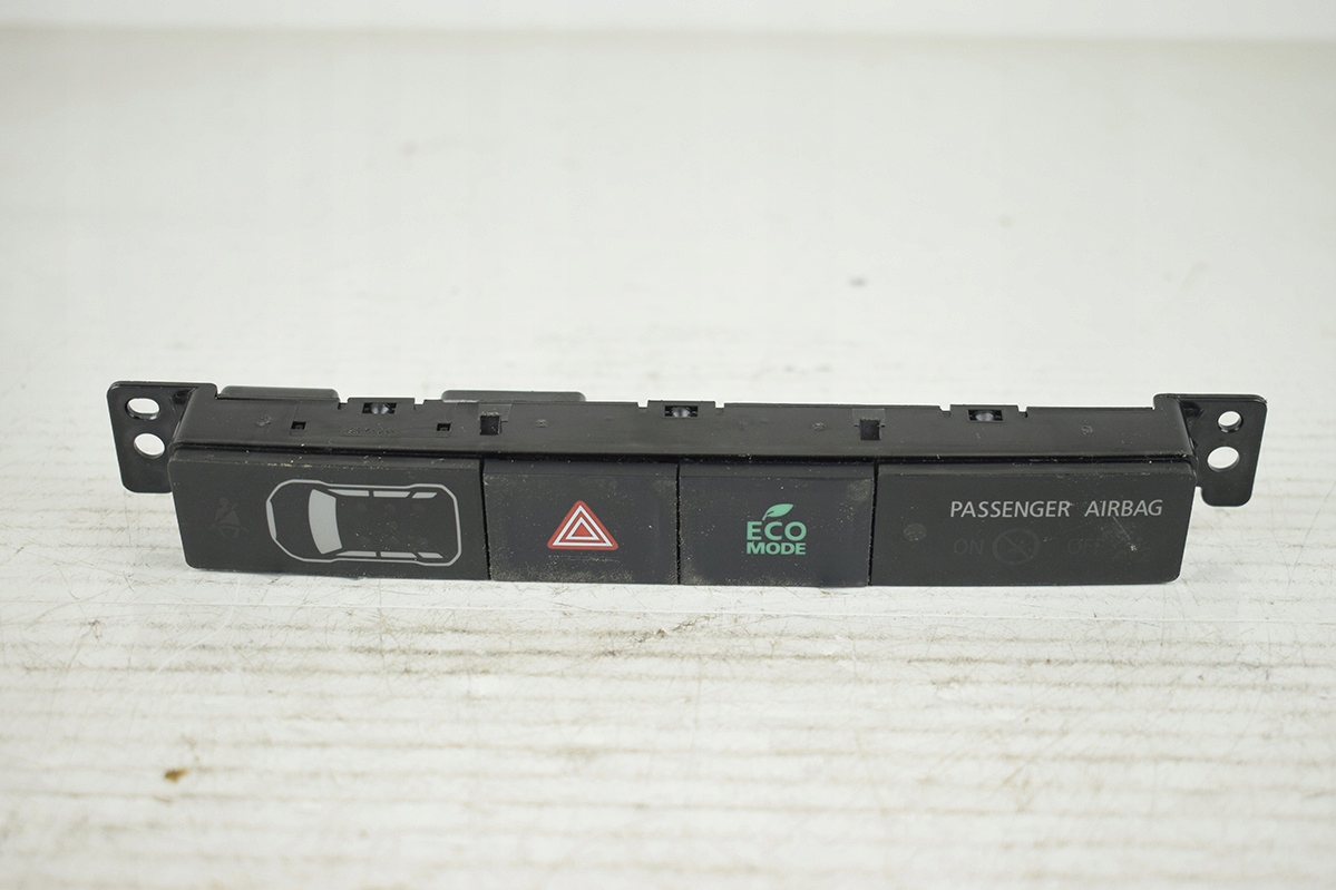 switch KONTROLER MITSUBISHI OUTLANDER III