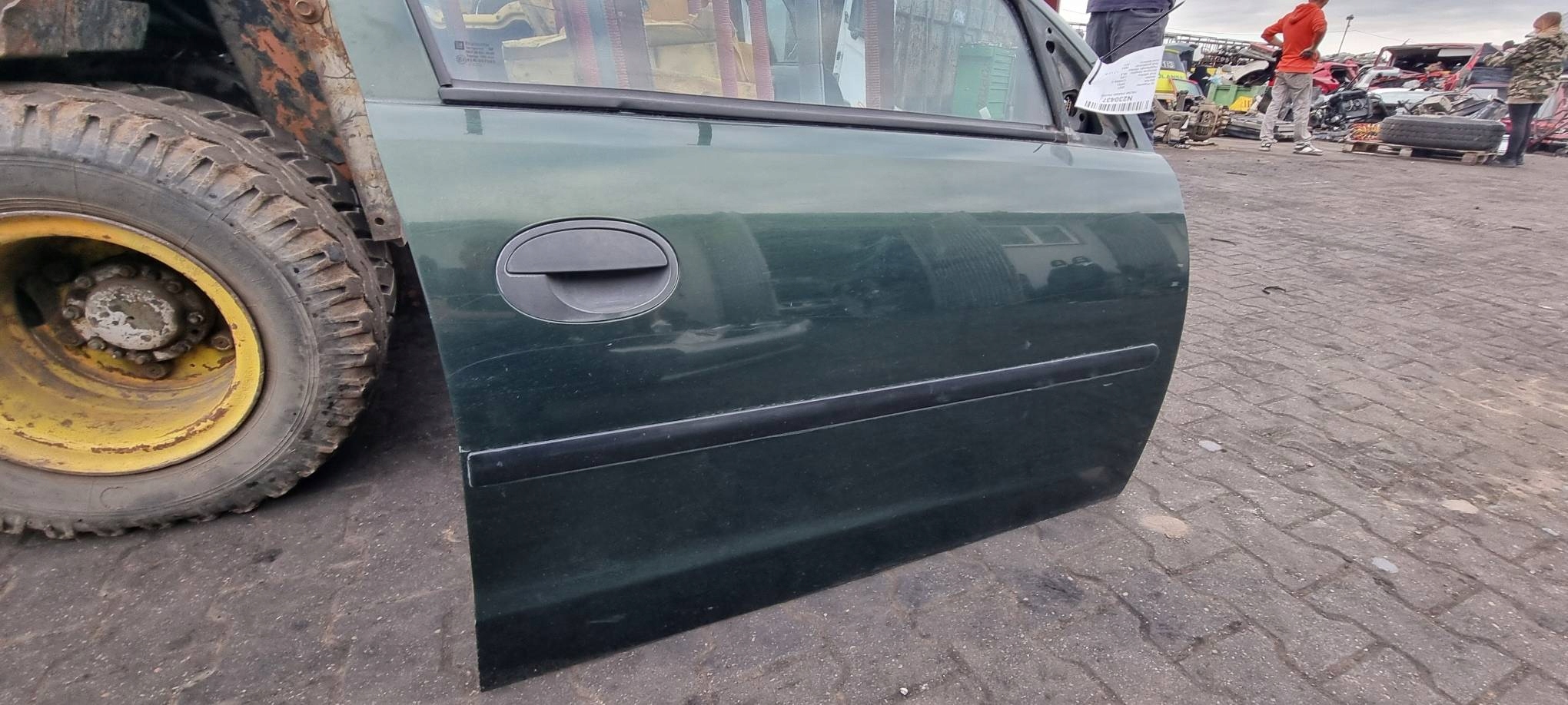 door right front 42U OPEL CORSA C 5D