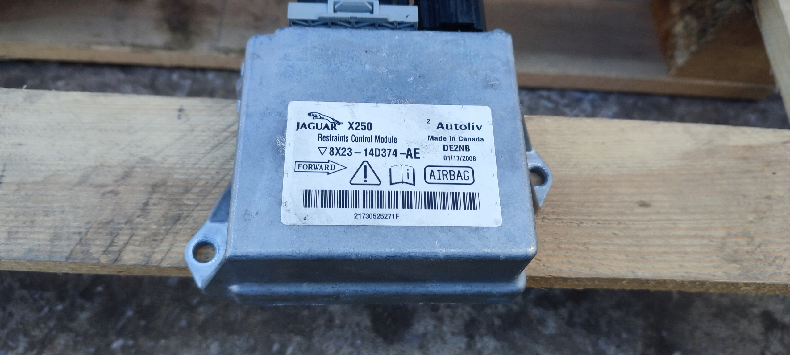 JAGUAR XF SENSOR Airbag Module 8X23-14D374-AE