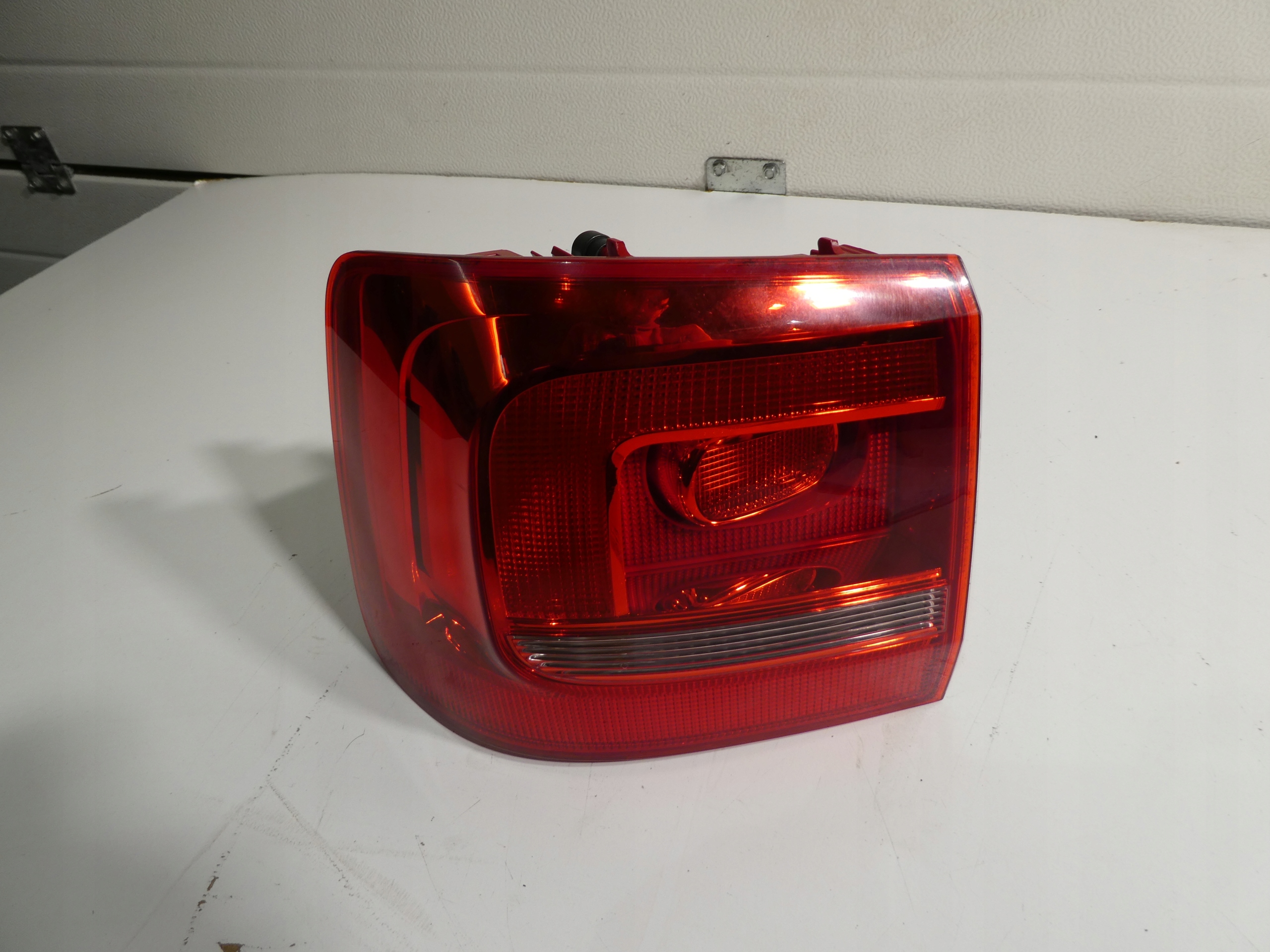 VW TOURAN 2 II light left rear part rear 1TO