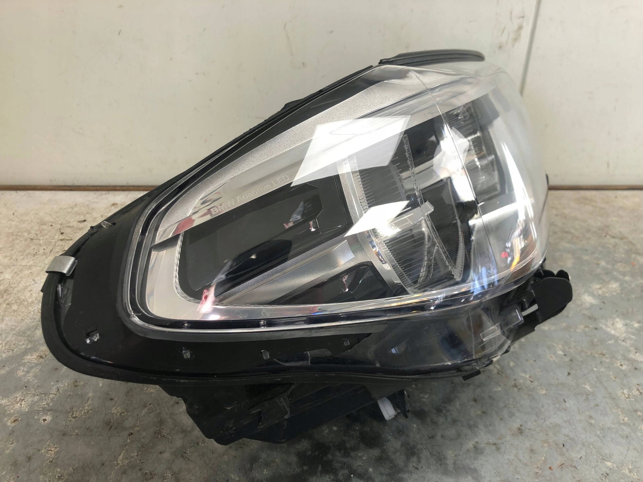 light right front ADAPTIVE LED BMW X3 G01 8739654