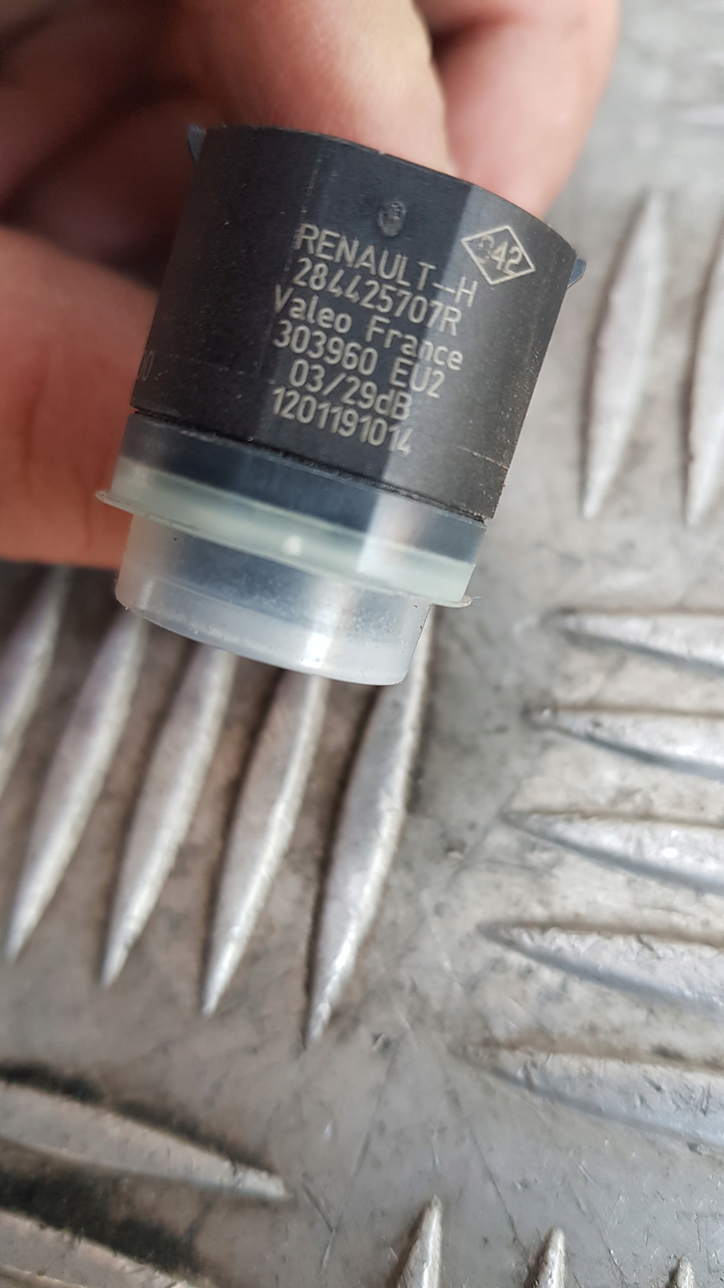 RENAULT MASTER CLIO V Sensor Parken PDC 284425707R