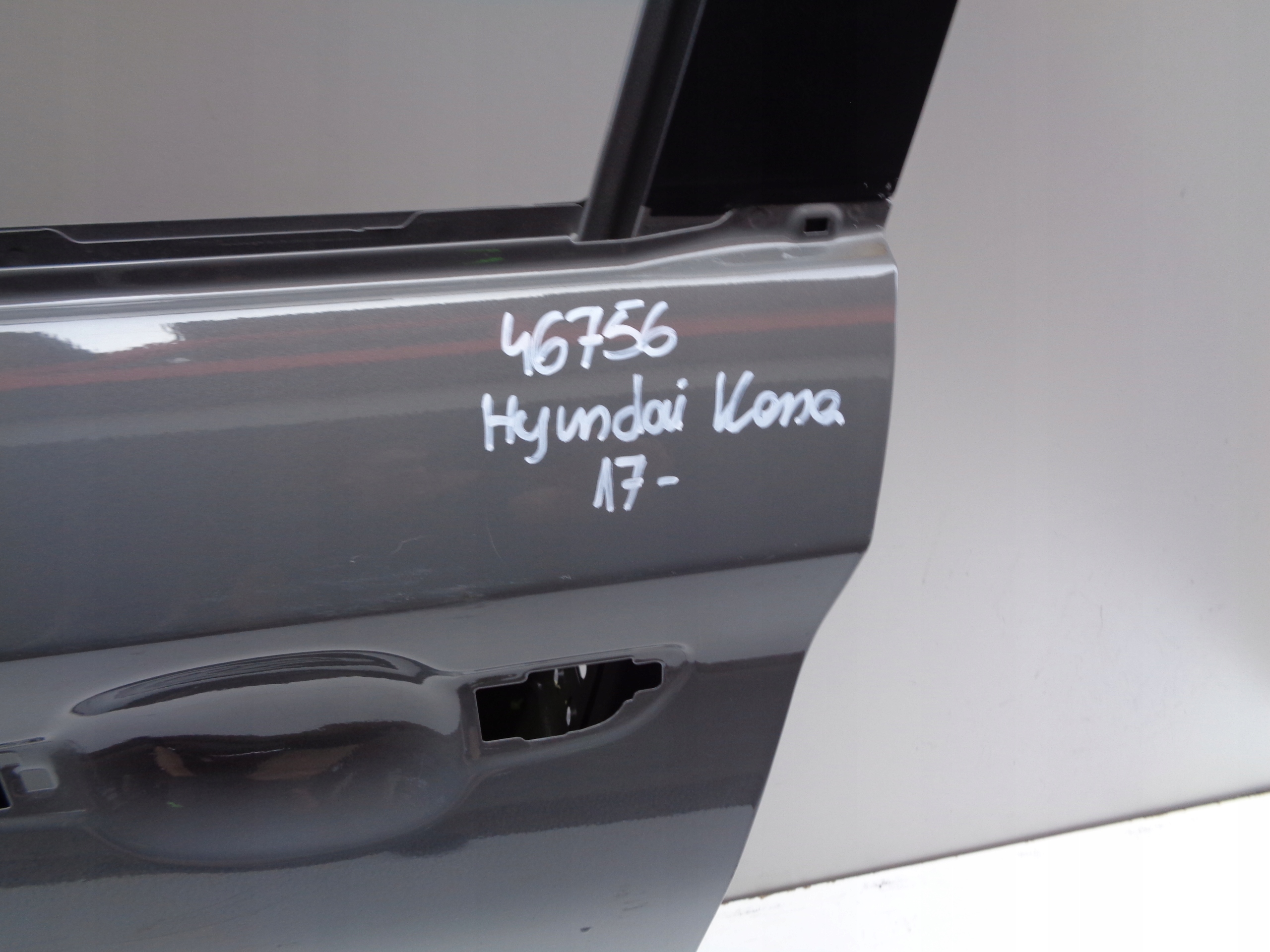 door left front HYUNDAI KONA 17- NR 46756