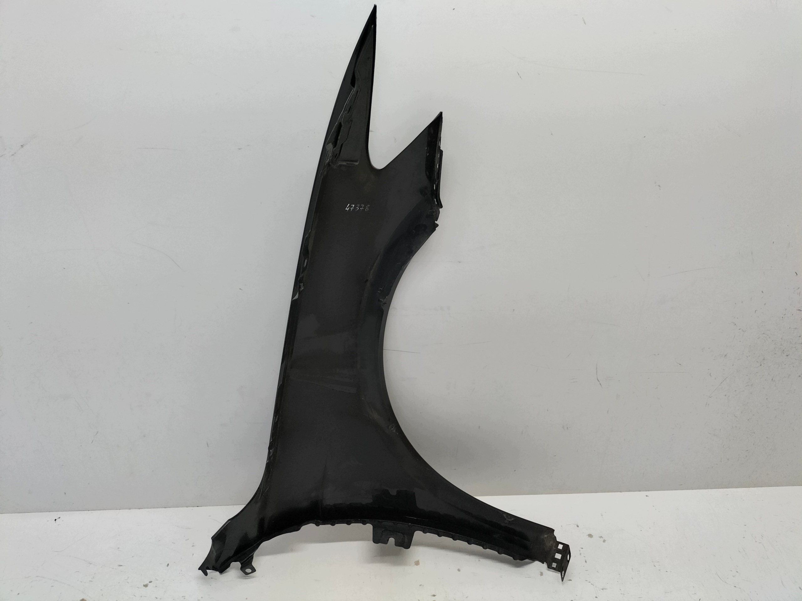fender front front left VW PASSAT B8 14