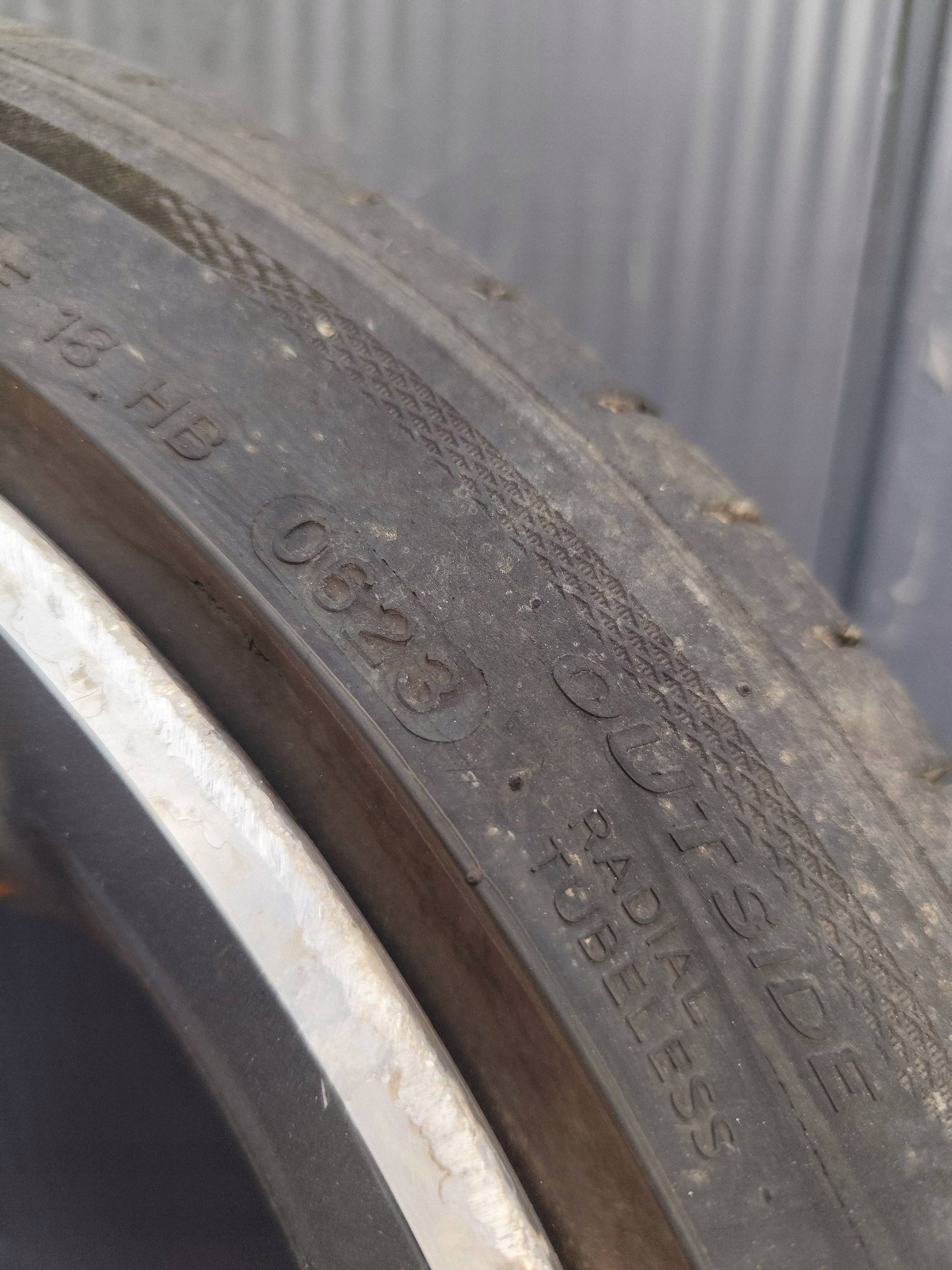 felni 18 Jaguar XE JAGUARXEKOLO