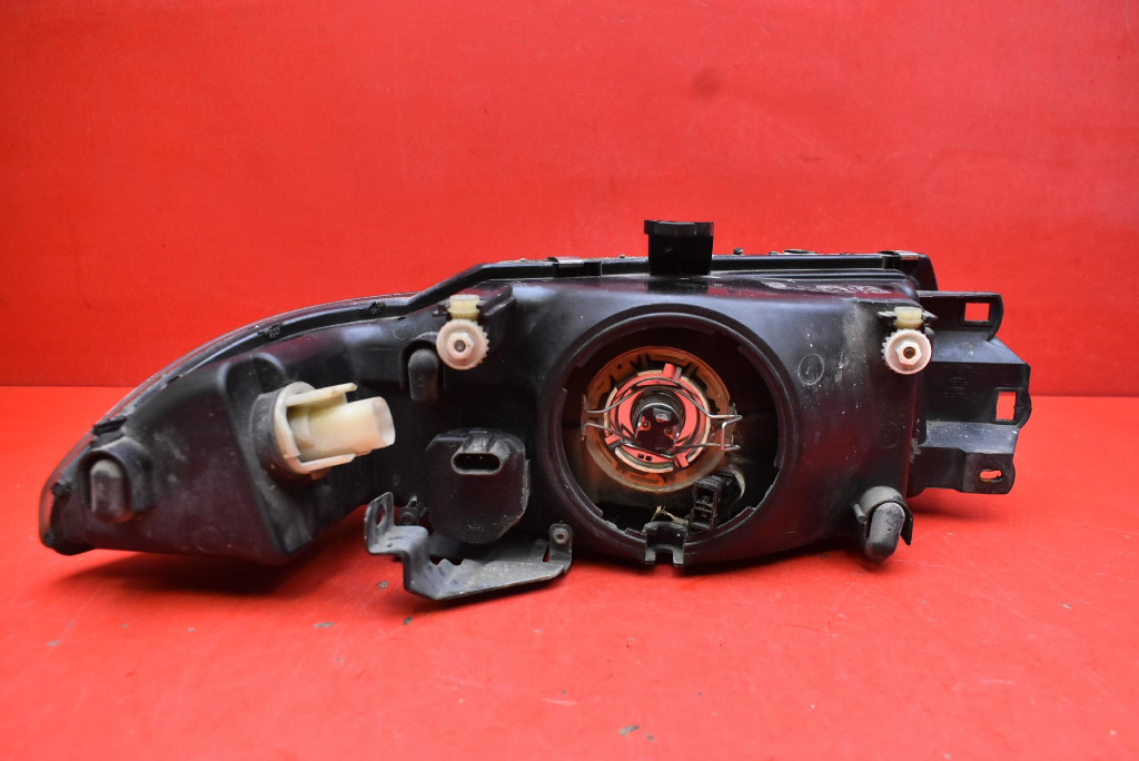 REFLEKTOR left light front EU 151577-00 MITSUBISHI CARISMA 1 and LIFT 99-04