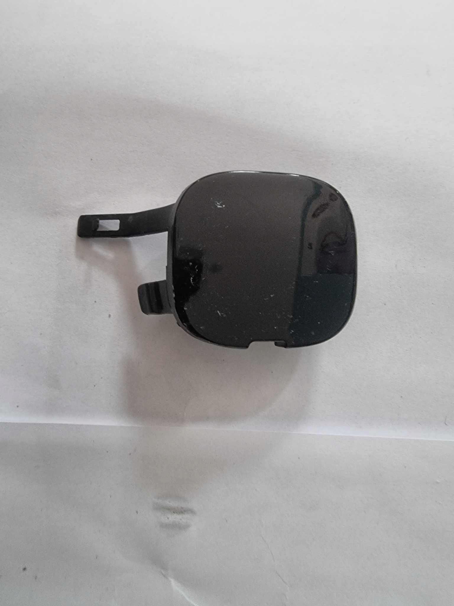 RENAULT ZOE -> towing hook cap of a bumper front