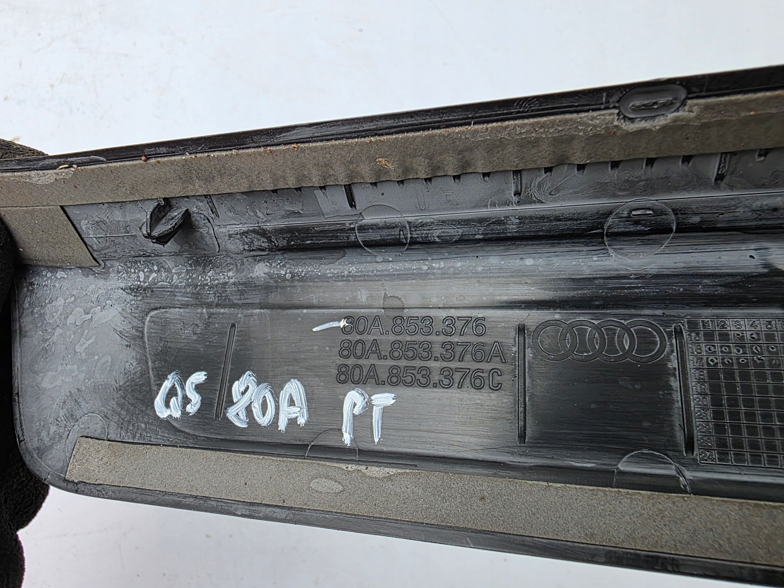 moulding cap for threshold right rear right rear part AUDI Q5 80A FY 80A853376