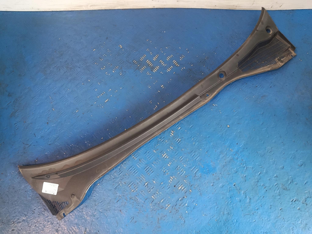 FIAT GRANDE PUNTO 3 PODSZYBIE PLASTIKOWE CZARNE 51748698