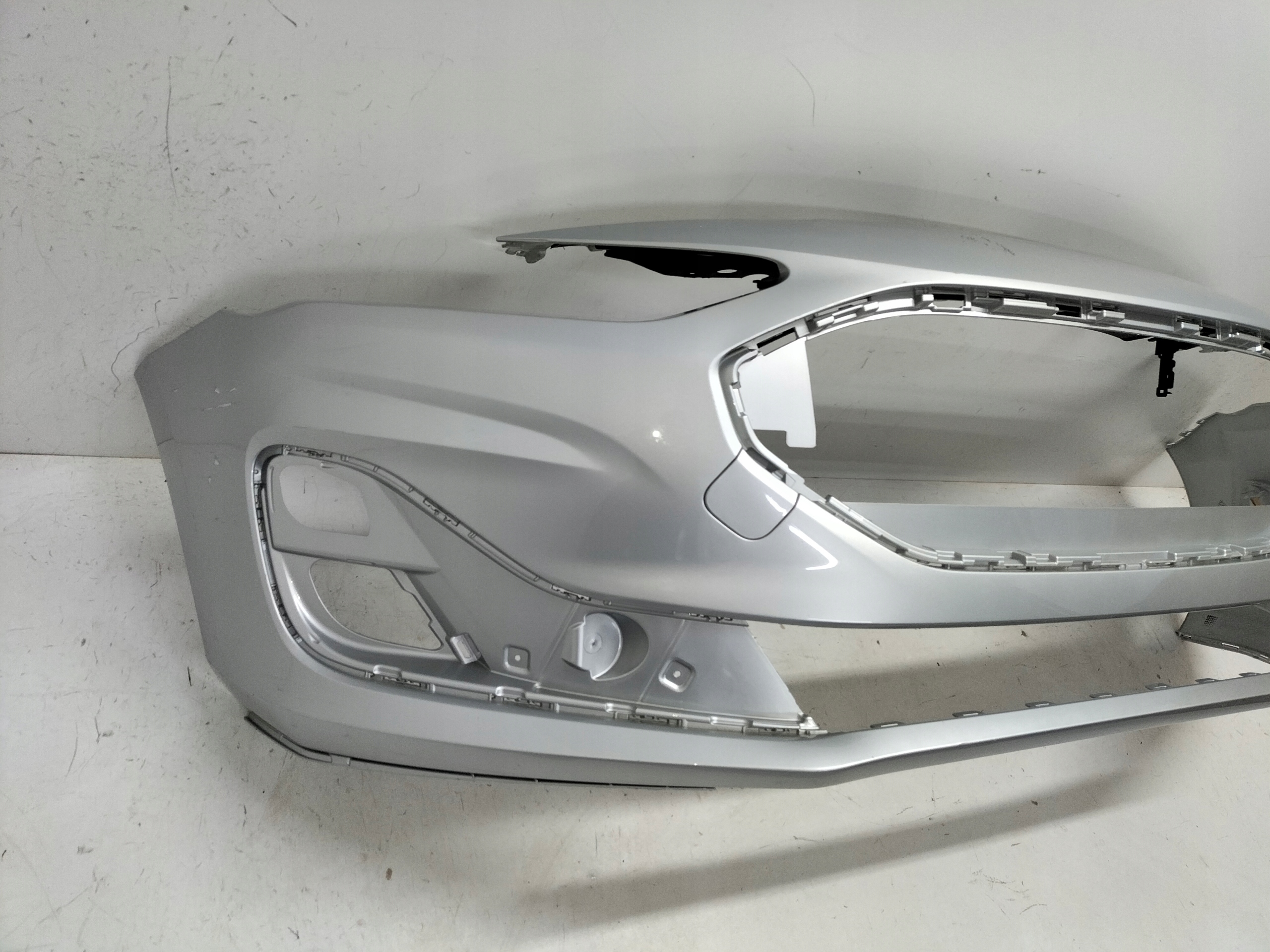 nárazník přední předek FORD FOCUS MK4 LIFT 21