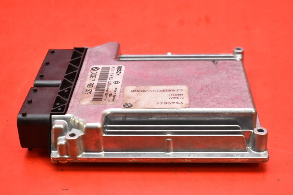 control unit computer of the engine 7789572 BMW E46 2.0 D 150KM LIFT 01-06