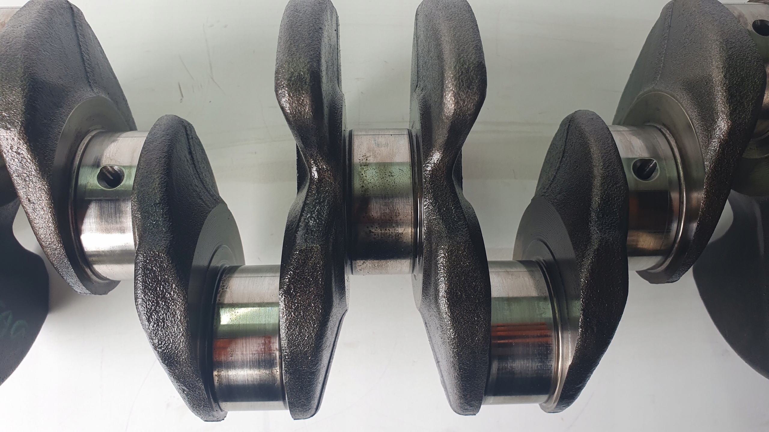 Audi A4 B8 8K0 07- 2.0 tdi CAG crank nominalny