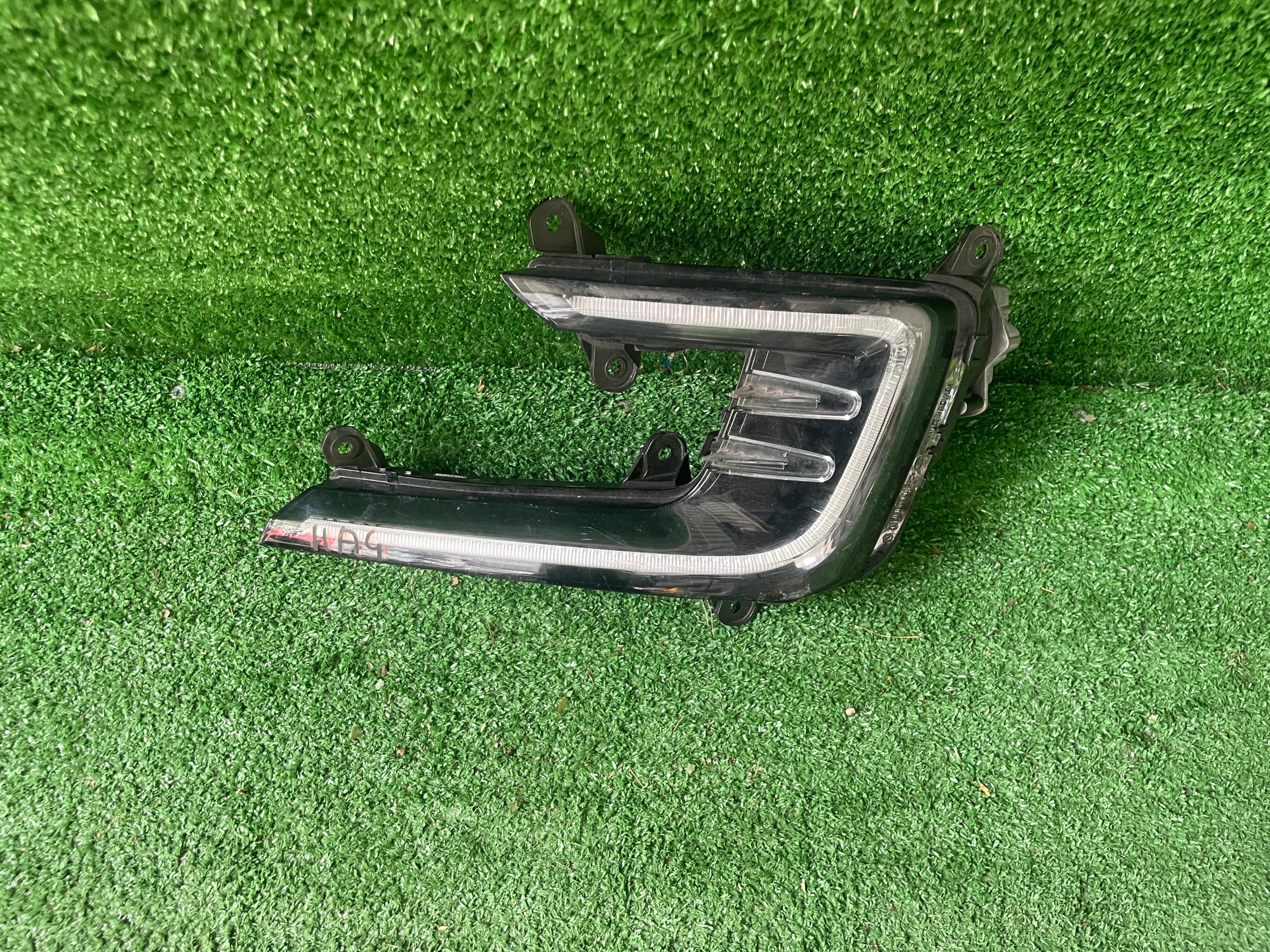 VOLKSWAGEN PASSAT B8 NEBELSCHEINWERFER LED LINKS 3G0941055A
