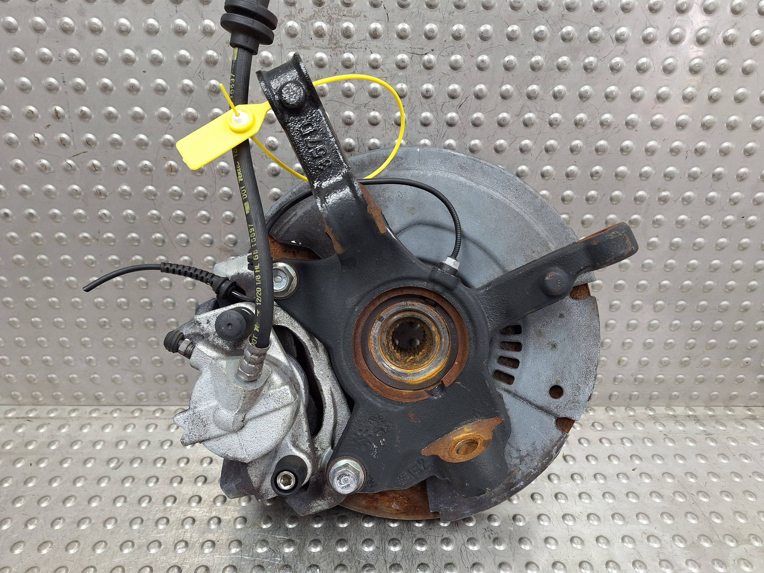 swing right front NISSAN JUKE II F16 19-26 caliper