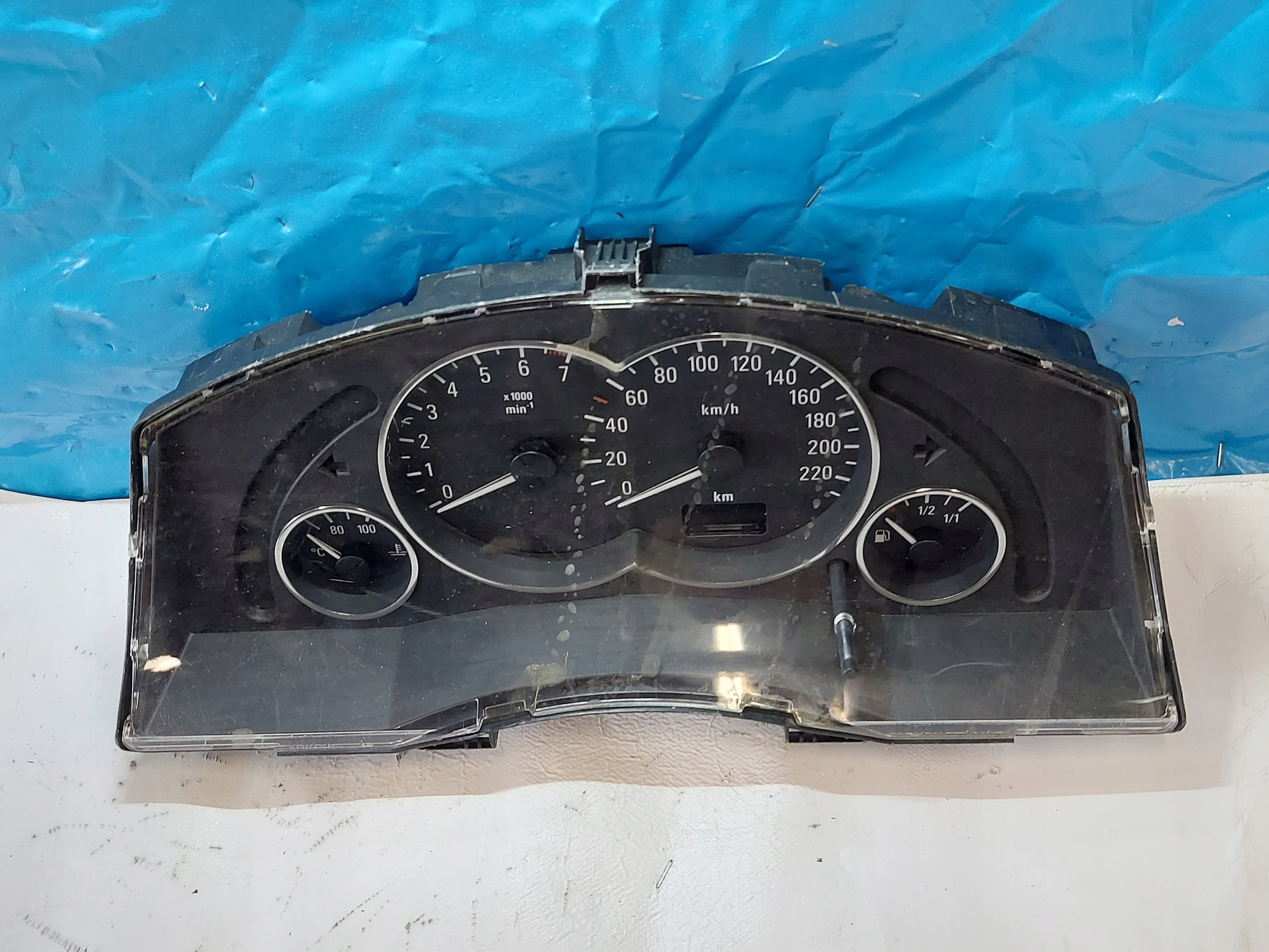 dials clock OPEL MERIVA 1.8 B 13140266MP