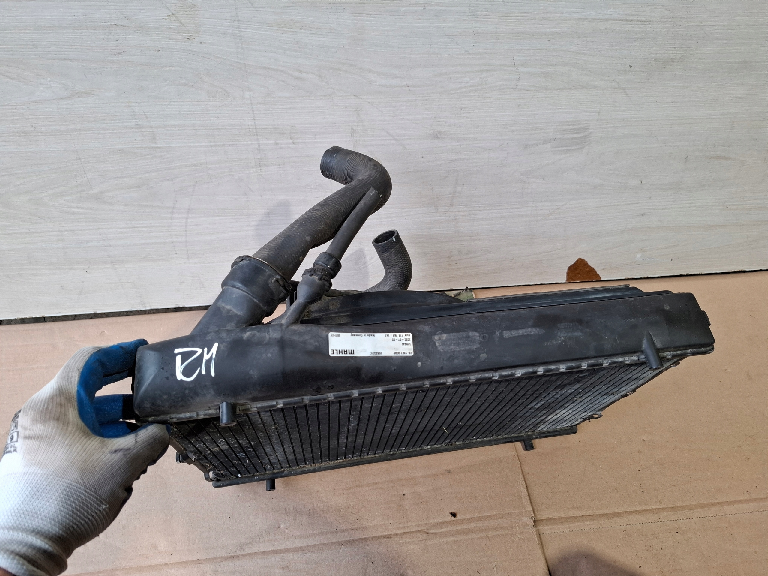 ventilátor chladič vody pravá PORSCHE 911 996 04r