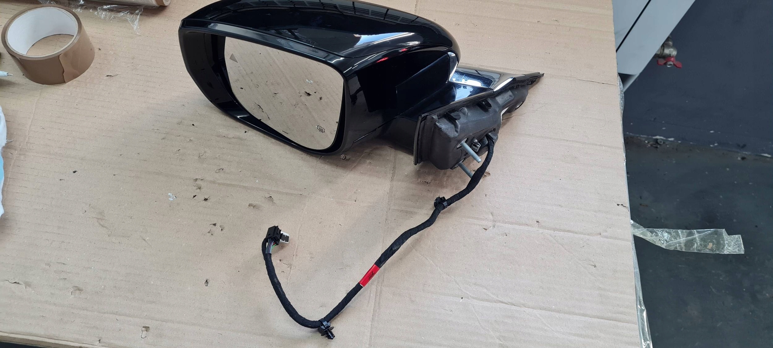 Jeep Grand Cherokee WL 2022 mirror left front 8PIN + 4PIN PXJ 68552255AA