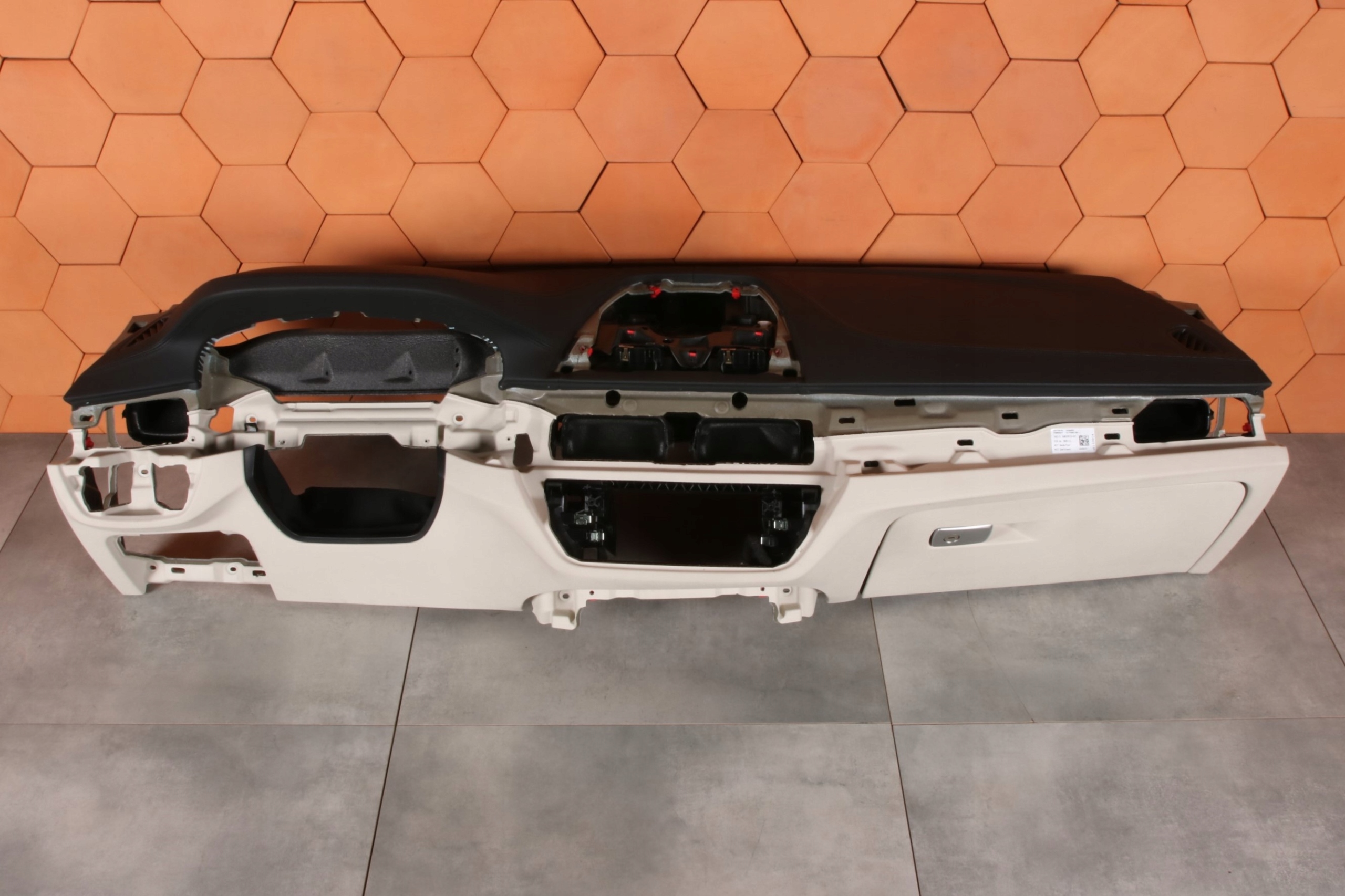 BMW 5 G30 G31 originál dashboard instrument panel console ELFENBEINWEISS HEAD UP