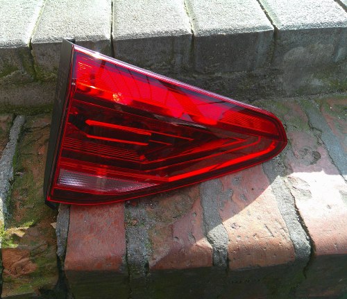 VW TOURAN III 5TA 15- LED LEWA TYLNA LAMPA KLAPA ORYGINAŁ 5TA945307F