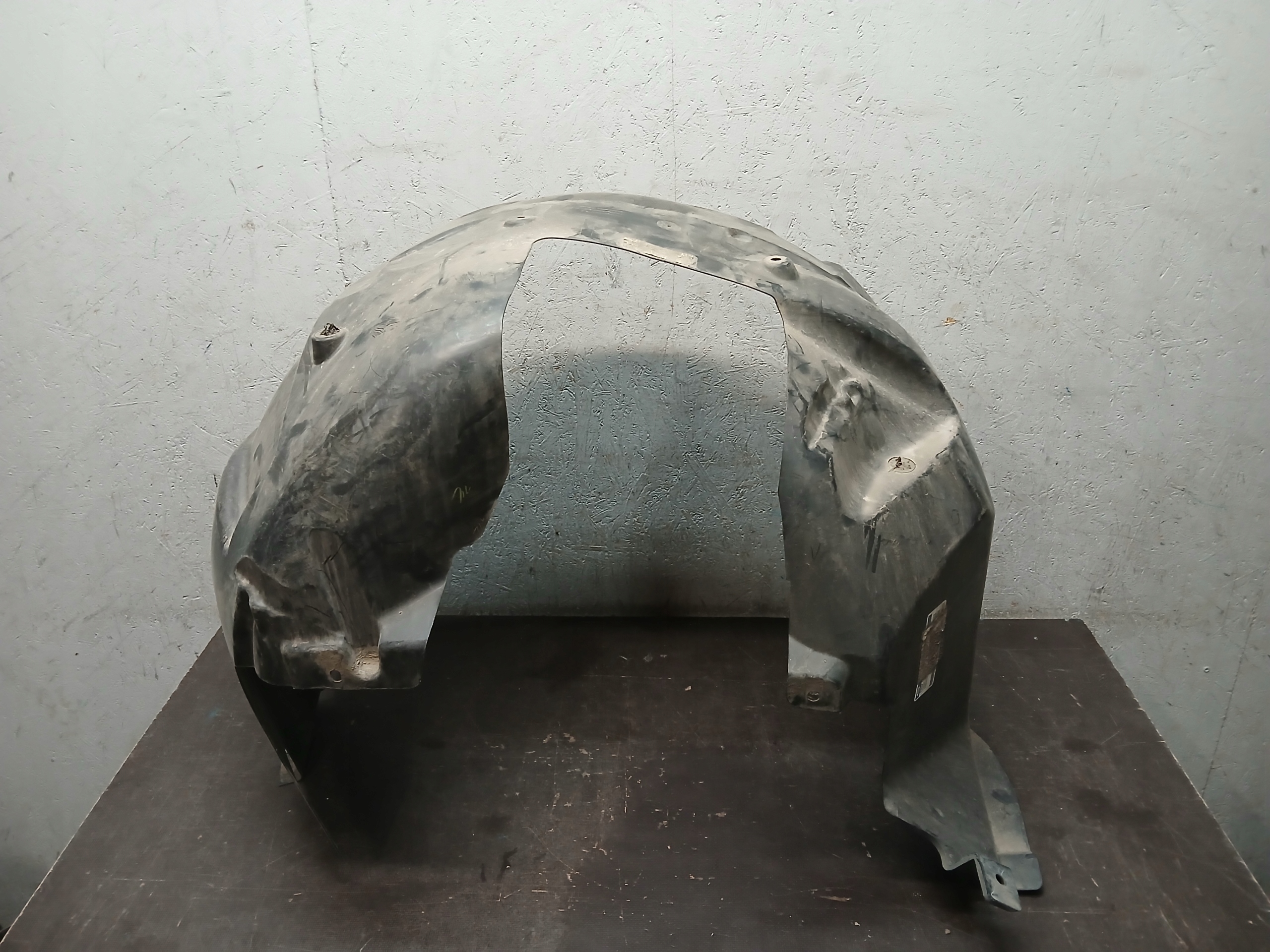 fender mudguard front right FORD MUSTANG VI 6 FR3B 6A562