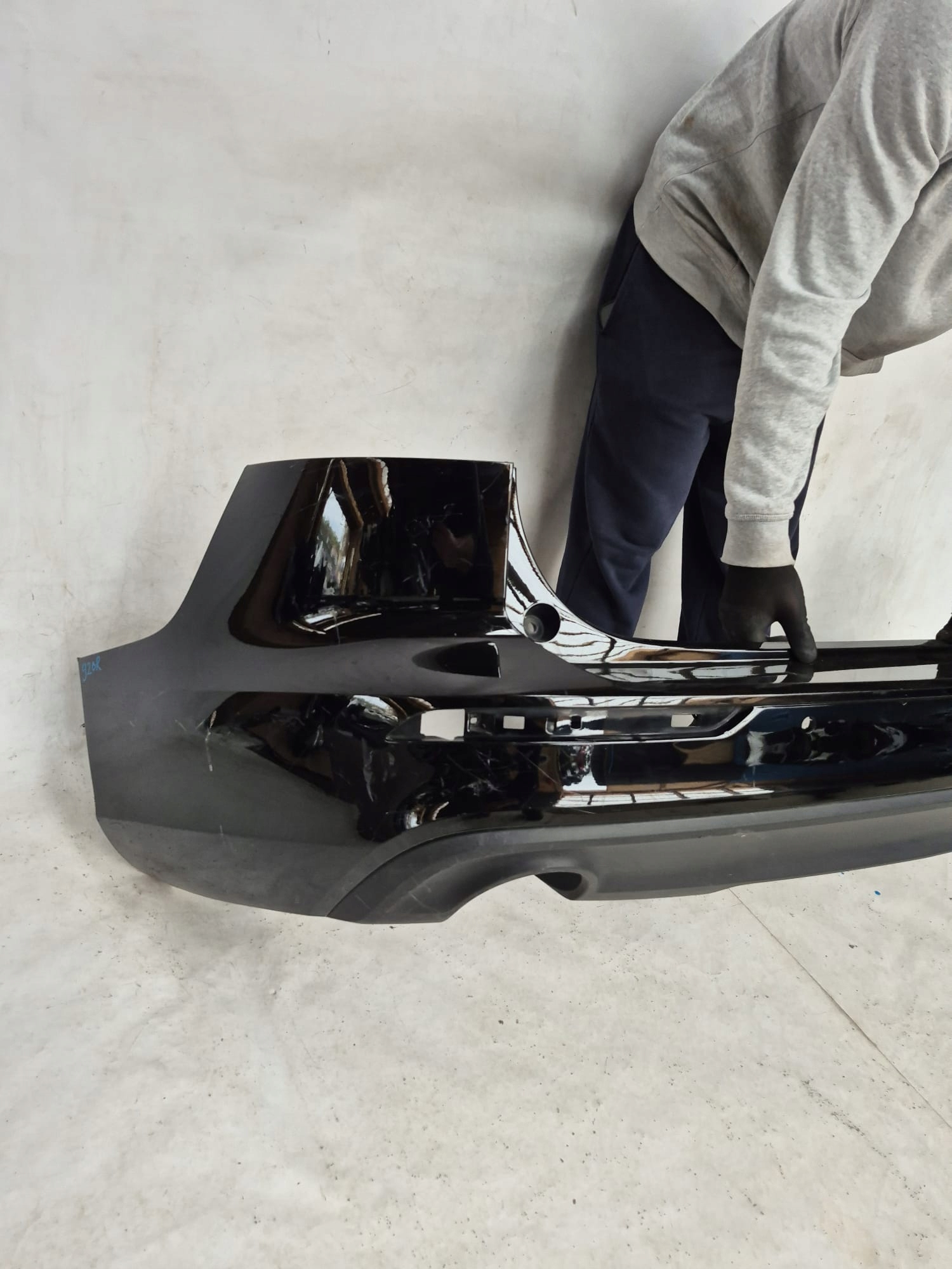 VOLVO V60 II 2 18- bumper rear part rear PDC