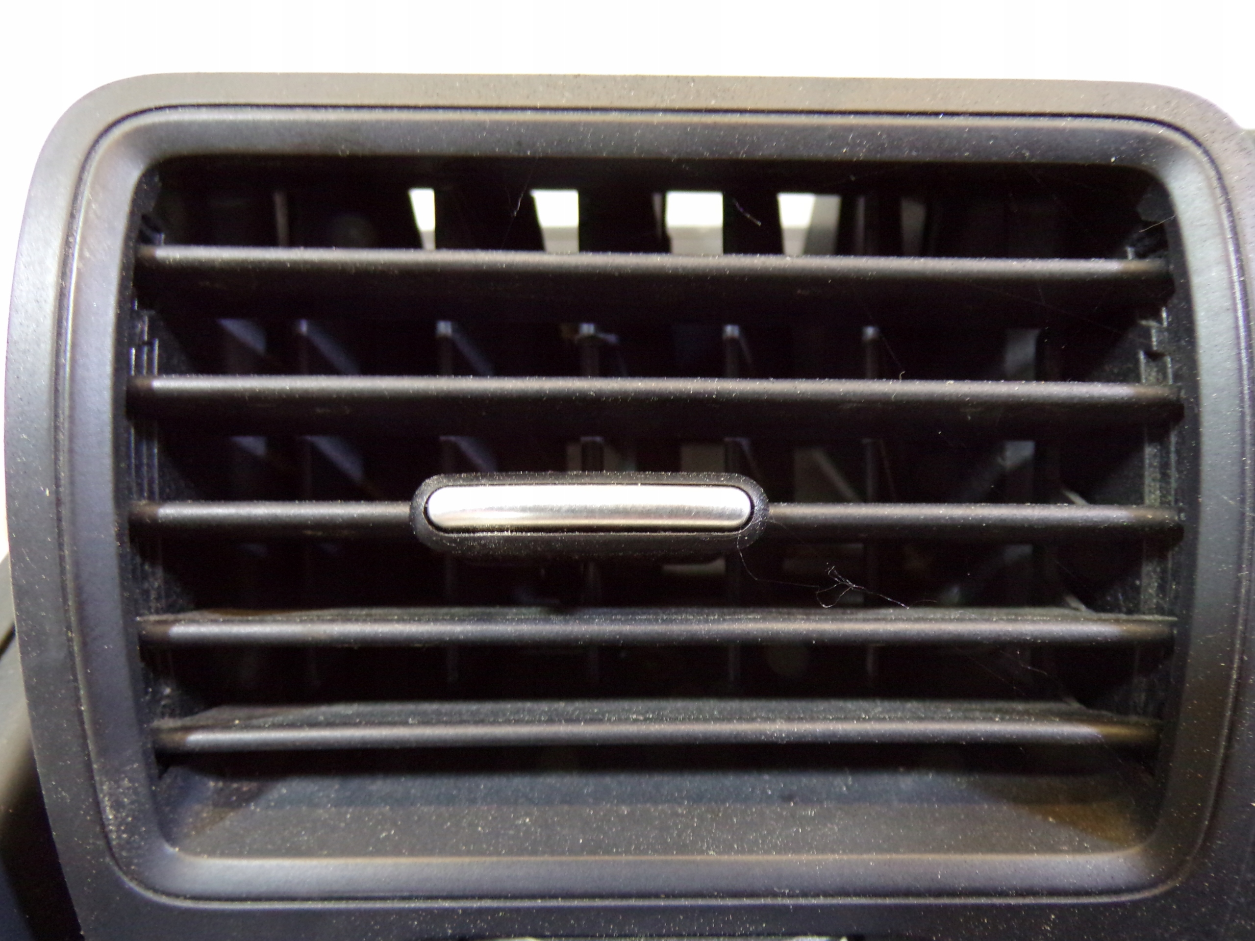 grid KRATKI air conditioning devices VOLKSWAGEN GOLF 5 V (K2)
