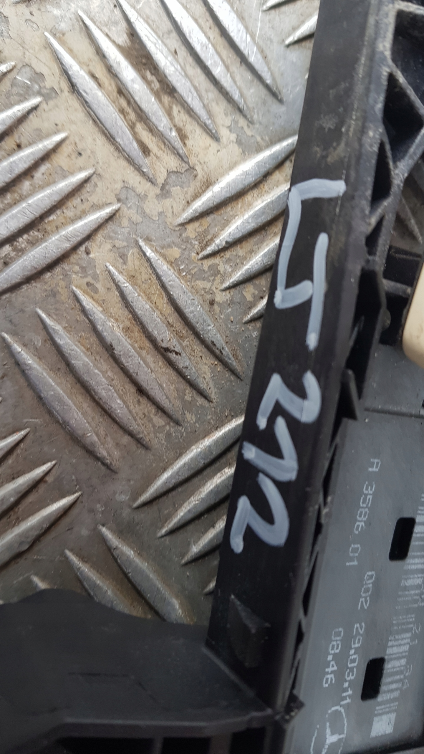MERCEDES W212 Poignée Support Gauche Arrière