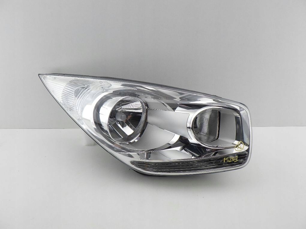 KIA VENGA 09- EU light front right