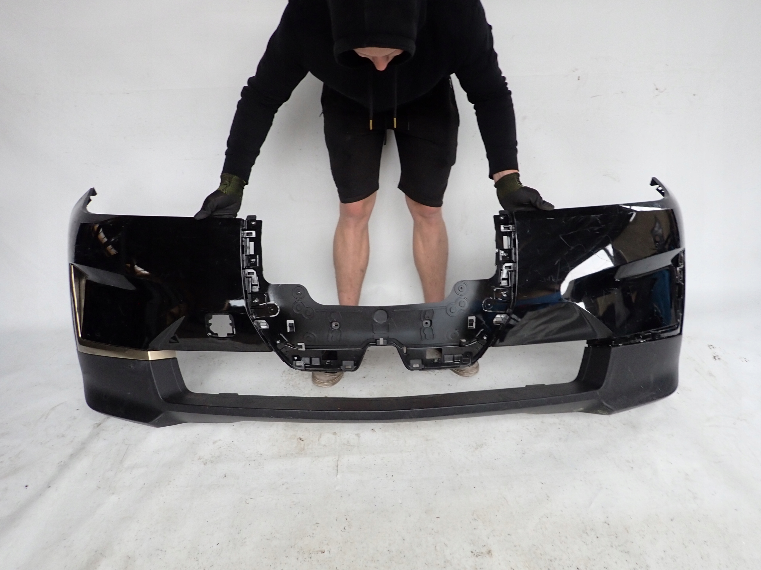 BMW iX I20 21- bumper front front PDC