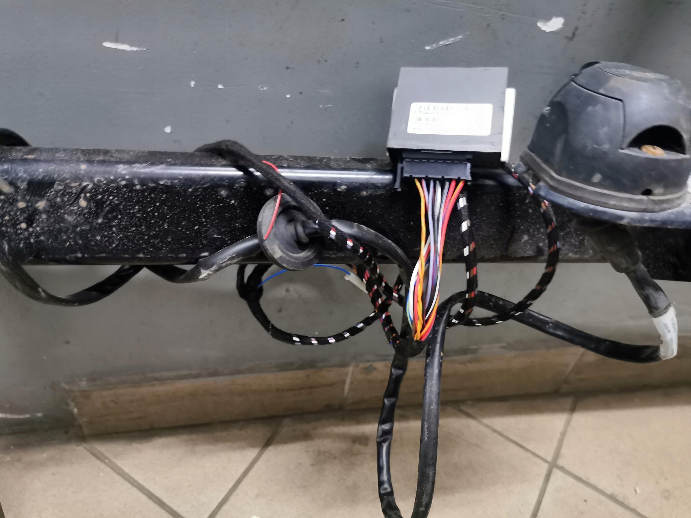 Gancio traino completo VW TIGUAN e / LIFT 07-16