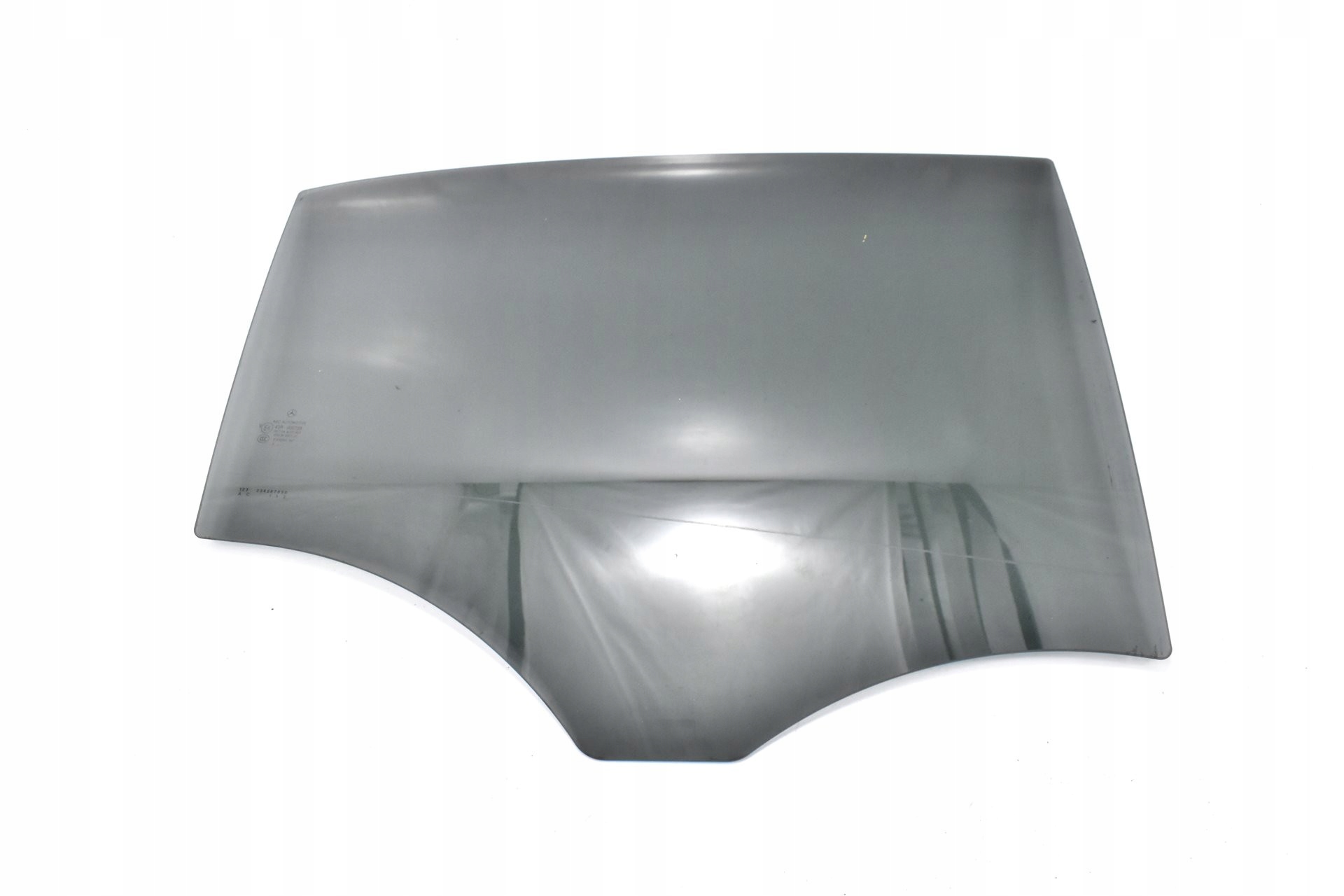 SZYBA DRZWI PRAWY TYŁ A1767350410 MERCEDES A W176 2015