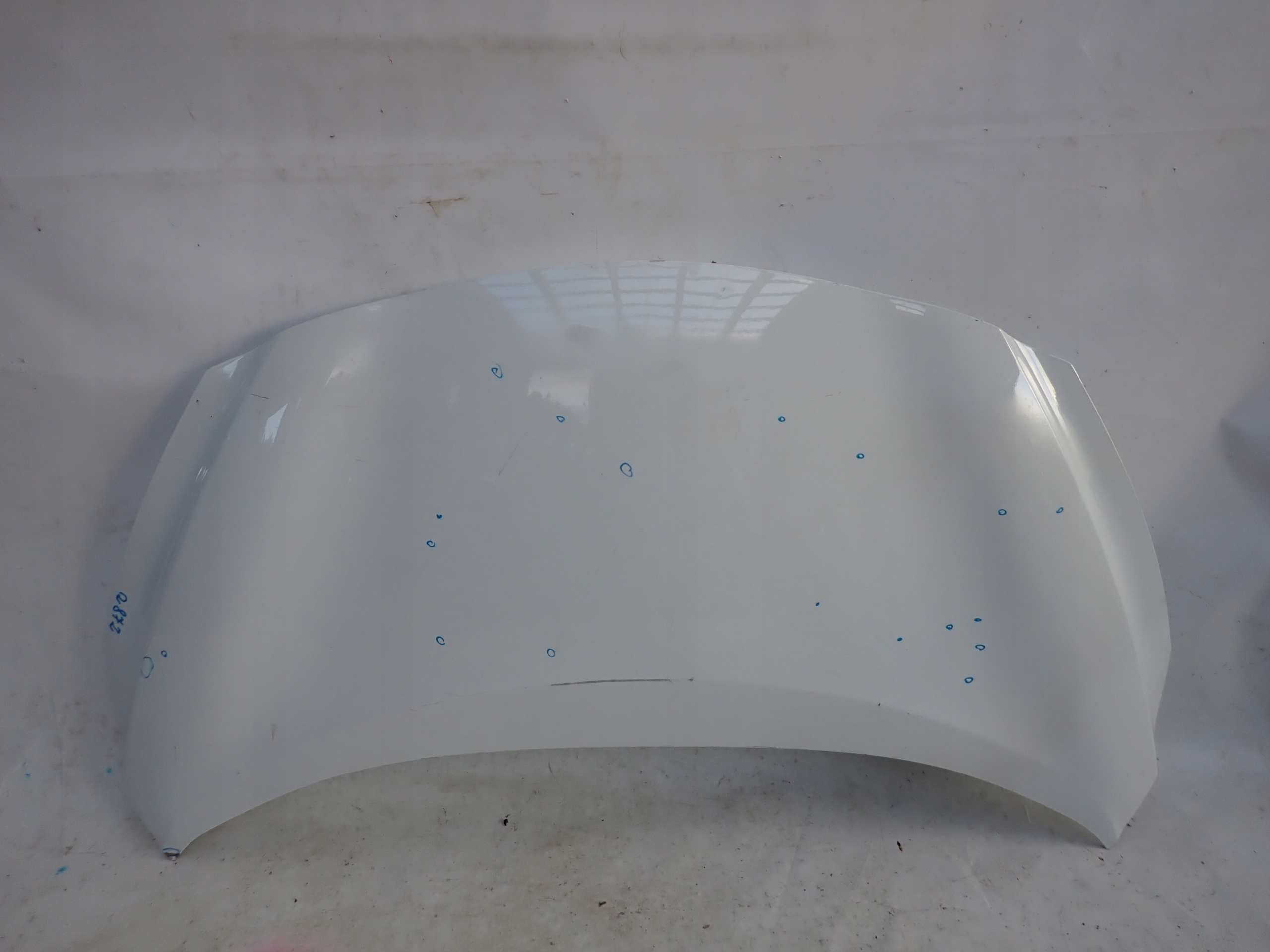 NISSAN MICRA K14 16- Cofano