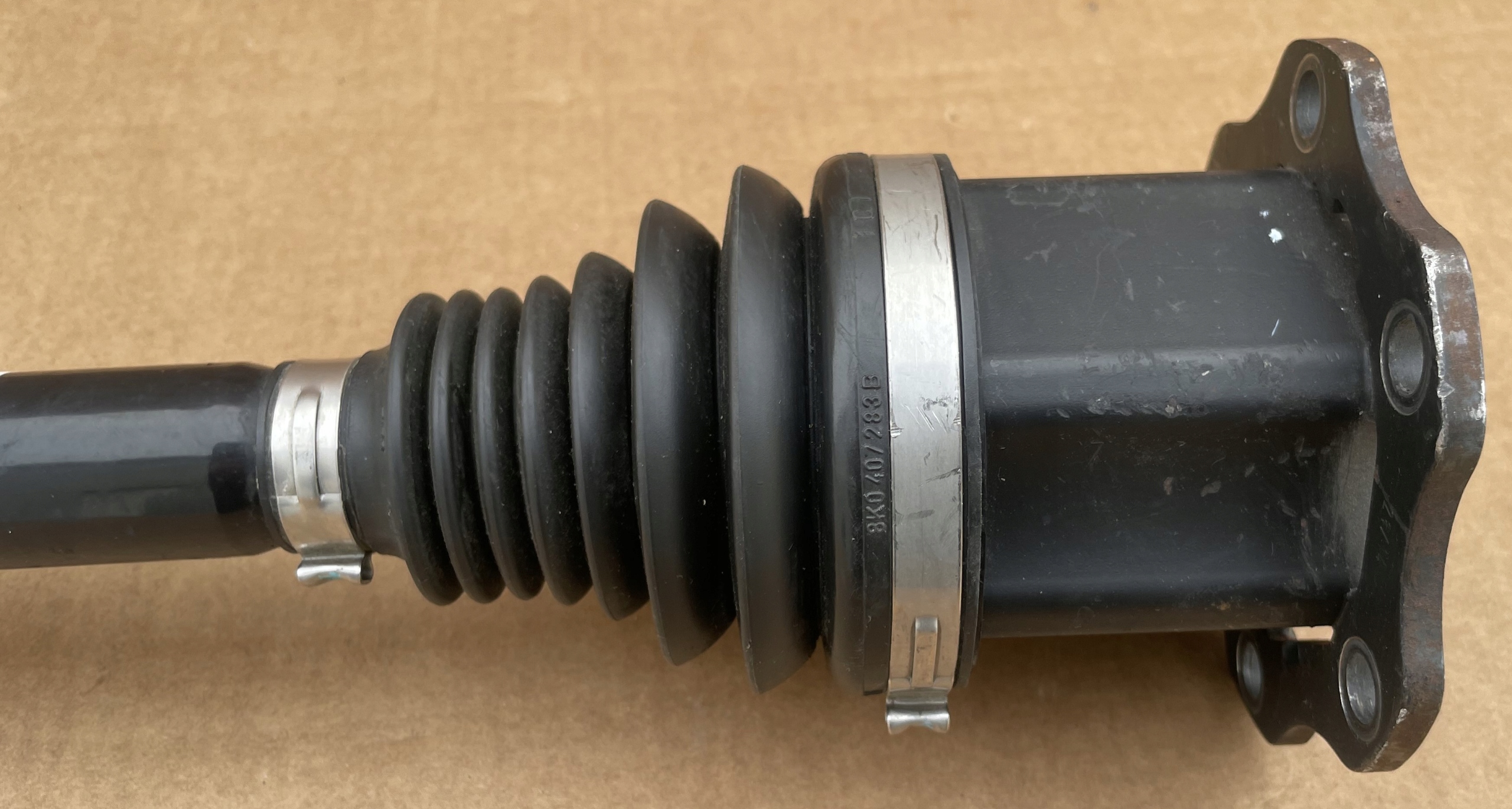 semi-axis AUDI A4 B9 LIFT 8W0407271 as new original