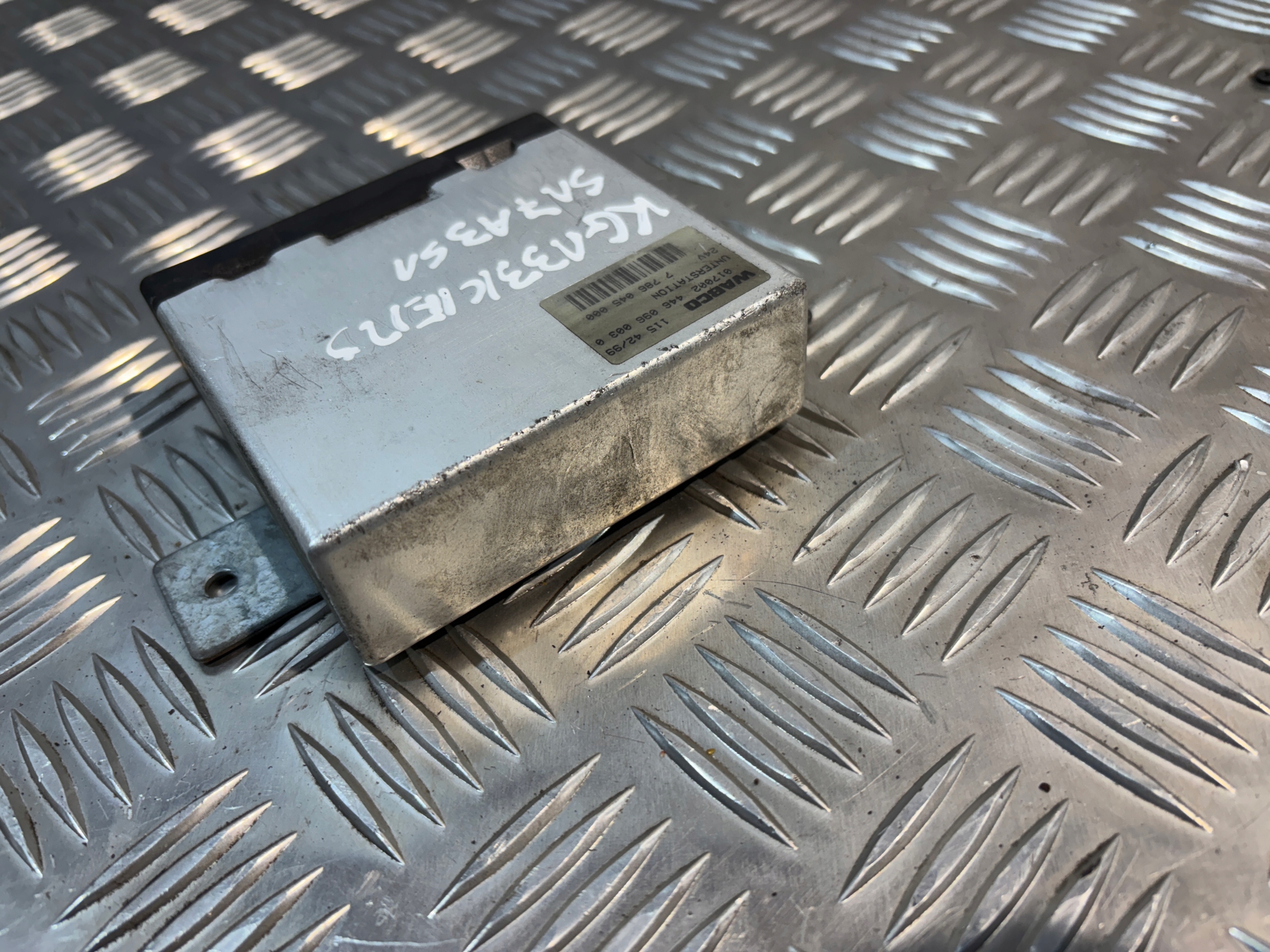 vezerlő egység klíma Wabco 4460960030