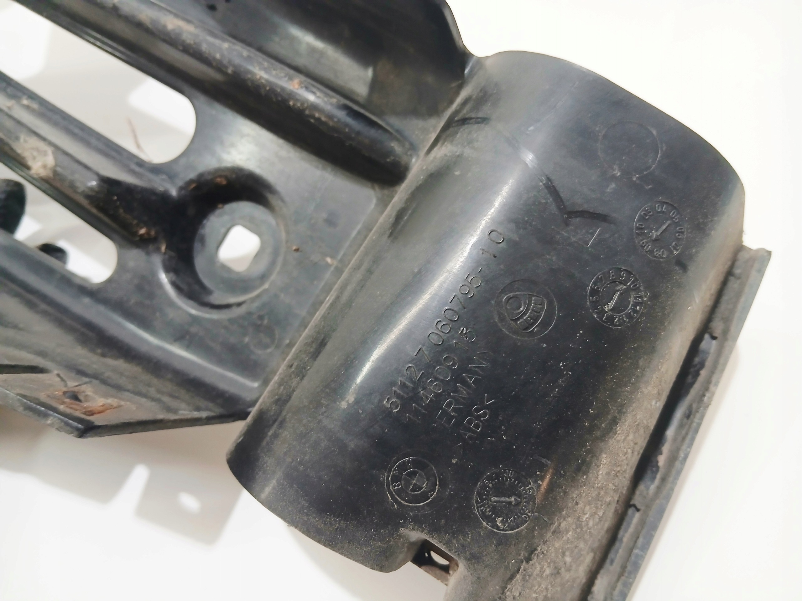 holder bumper bracket left rear part BMW E61 LCI 7060795