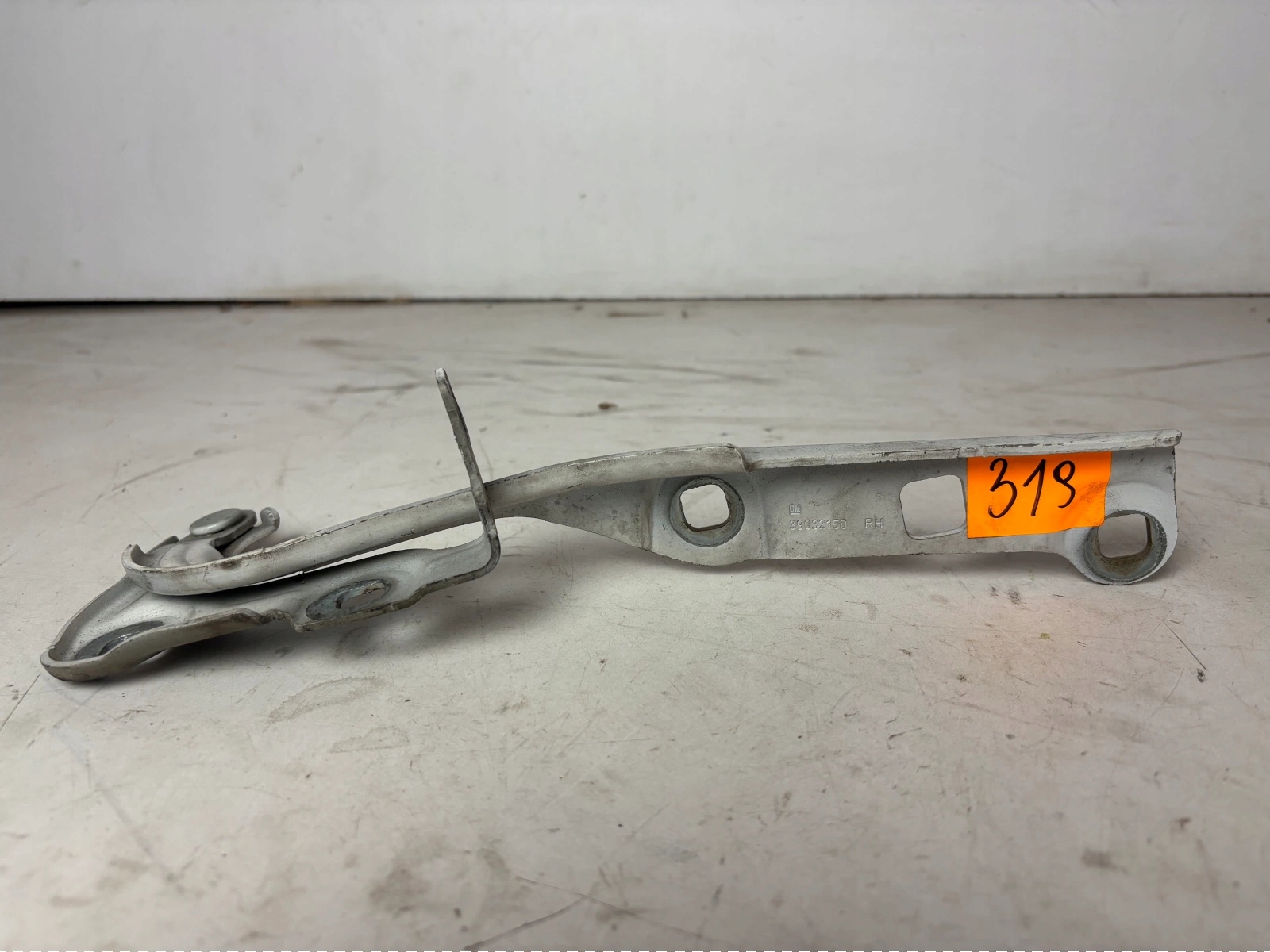 hinge bonnets front front right Opel Astra K