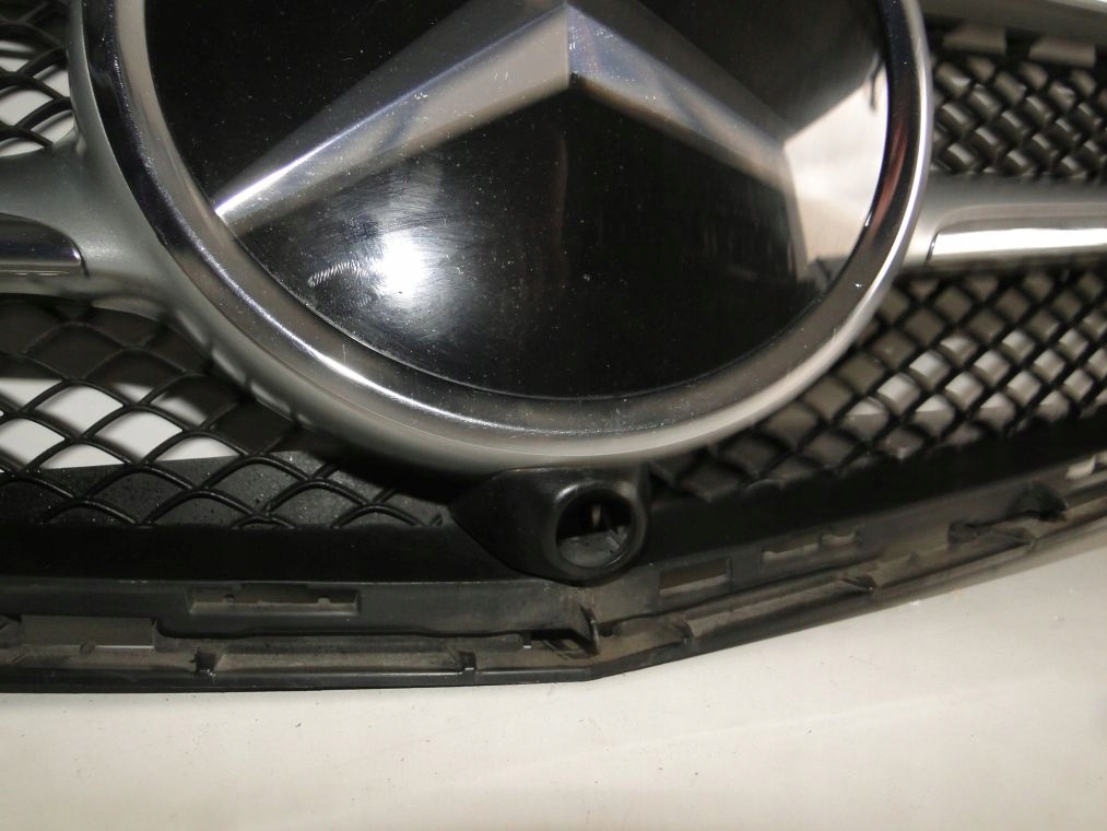 MERCEDES E KLASA W213 GRILL AMG ATRAPA DISTRONIC Typ samochodu Samochody osobowe