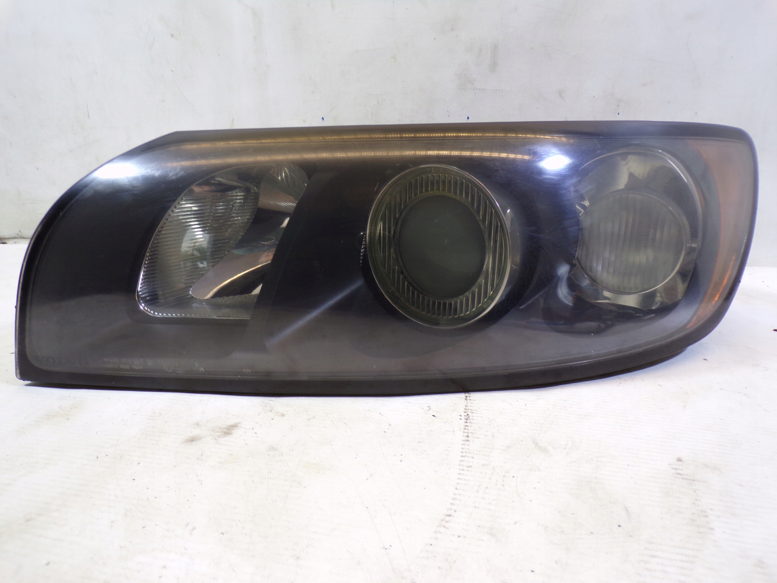 light front front left VOLVO V50 (2)