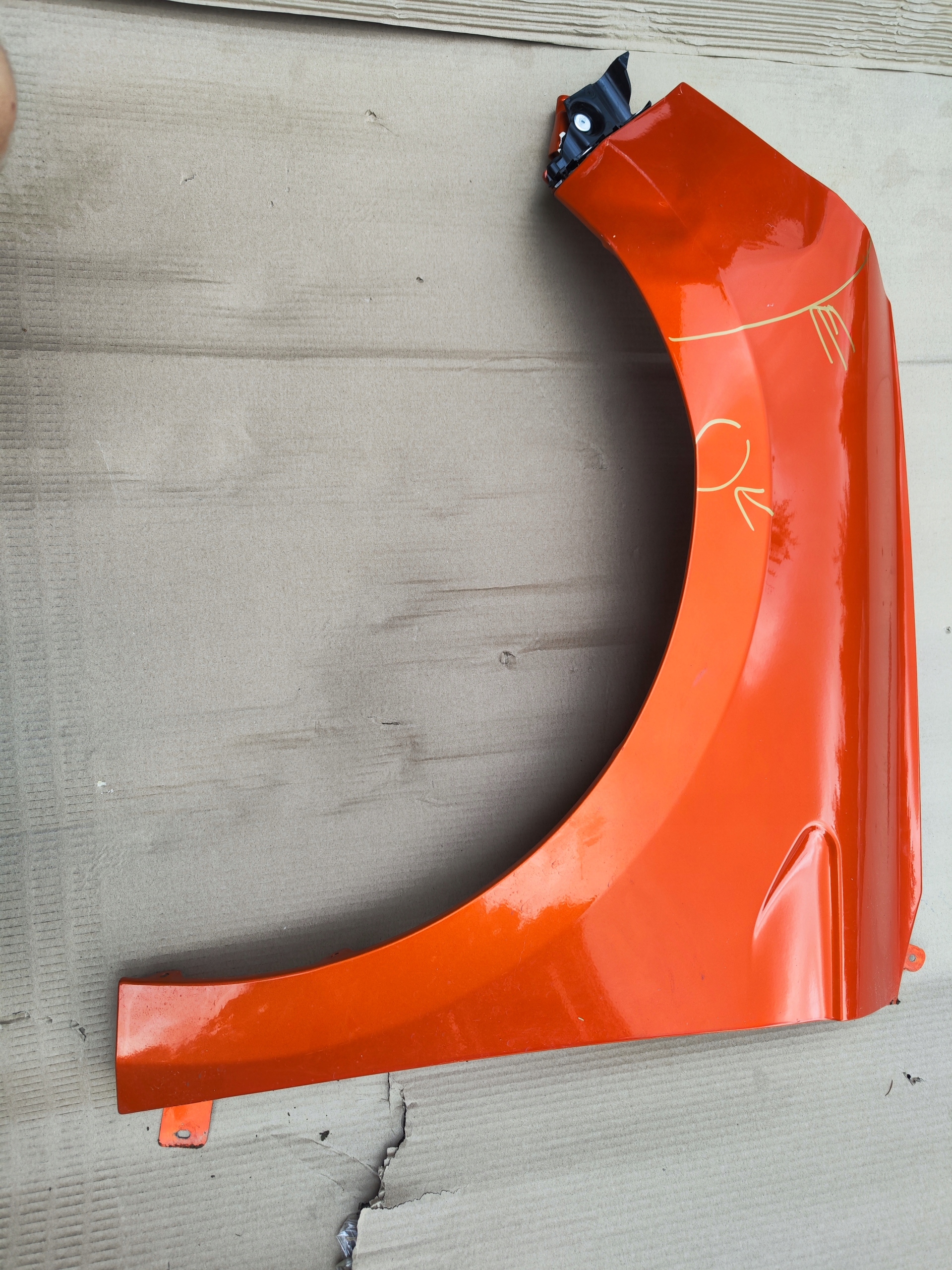 Renault Clio V 5 2019-2024 fender front front left 625616679R 625616679