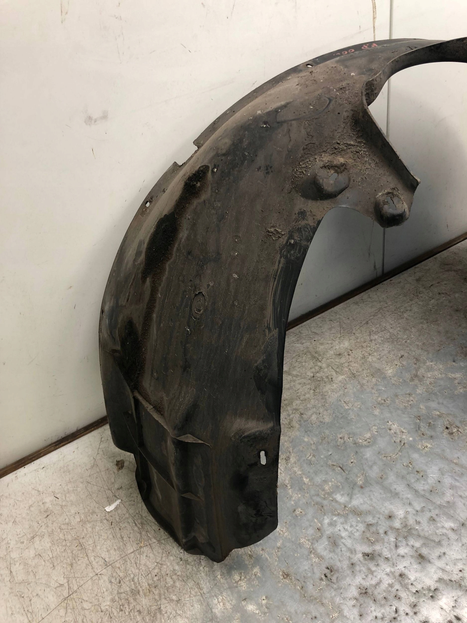 mudguard right front VW NEW BEETLE 1C0809962E