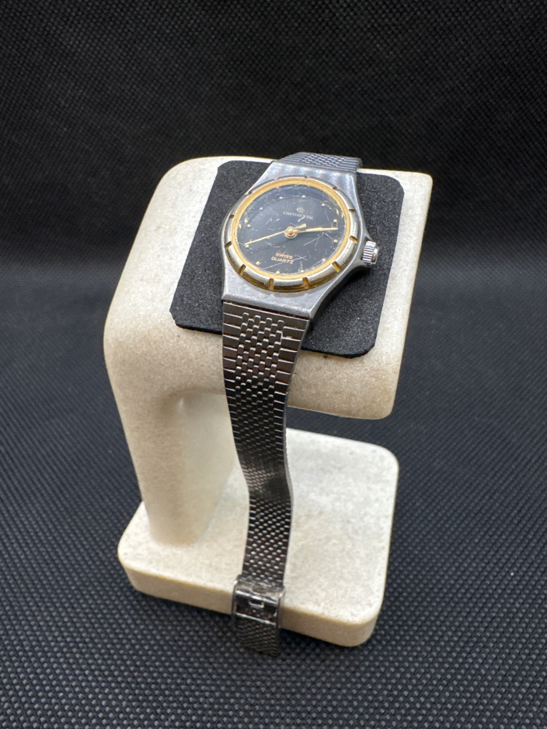 Zegarek marki Continental